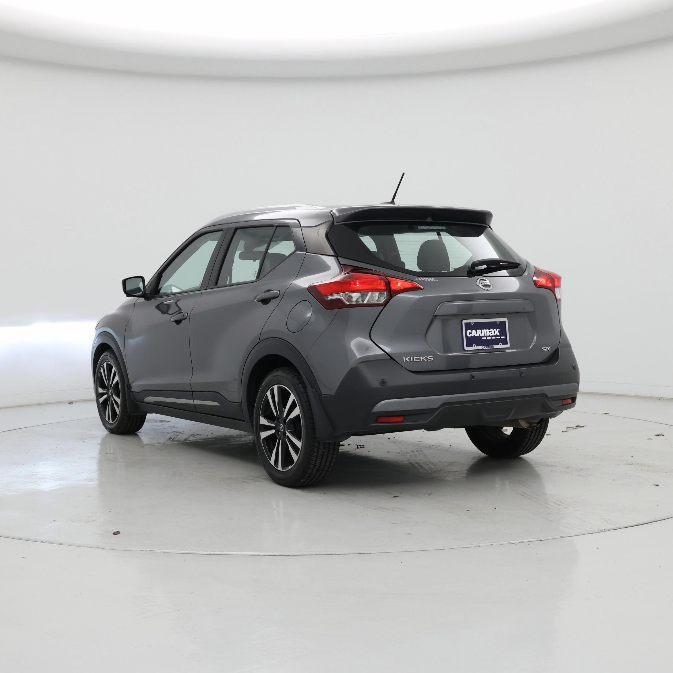 Thumbnail: 2020 Nissan Kicks - 2