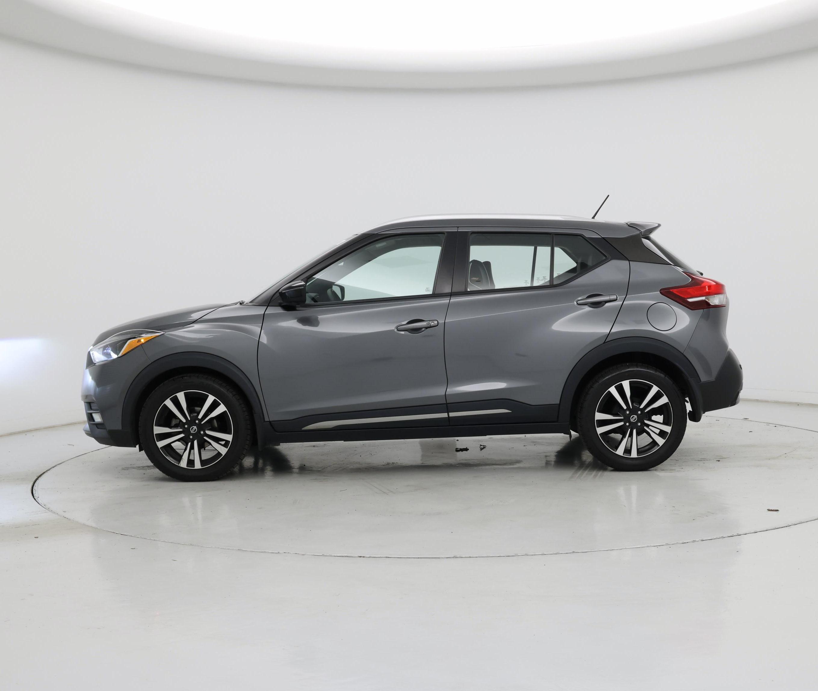 Thumbnail: 2020 Nissan Kicks - 3