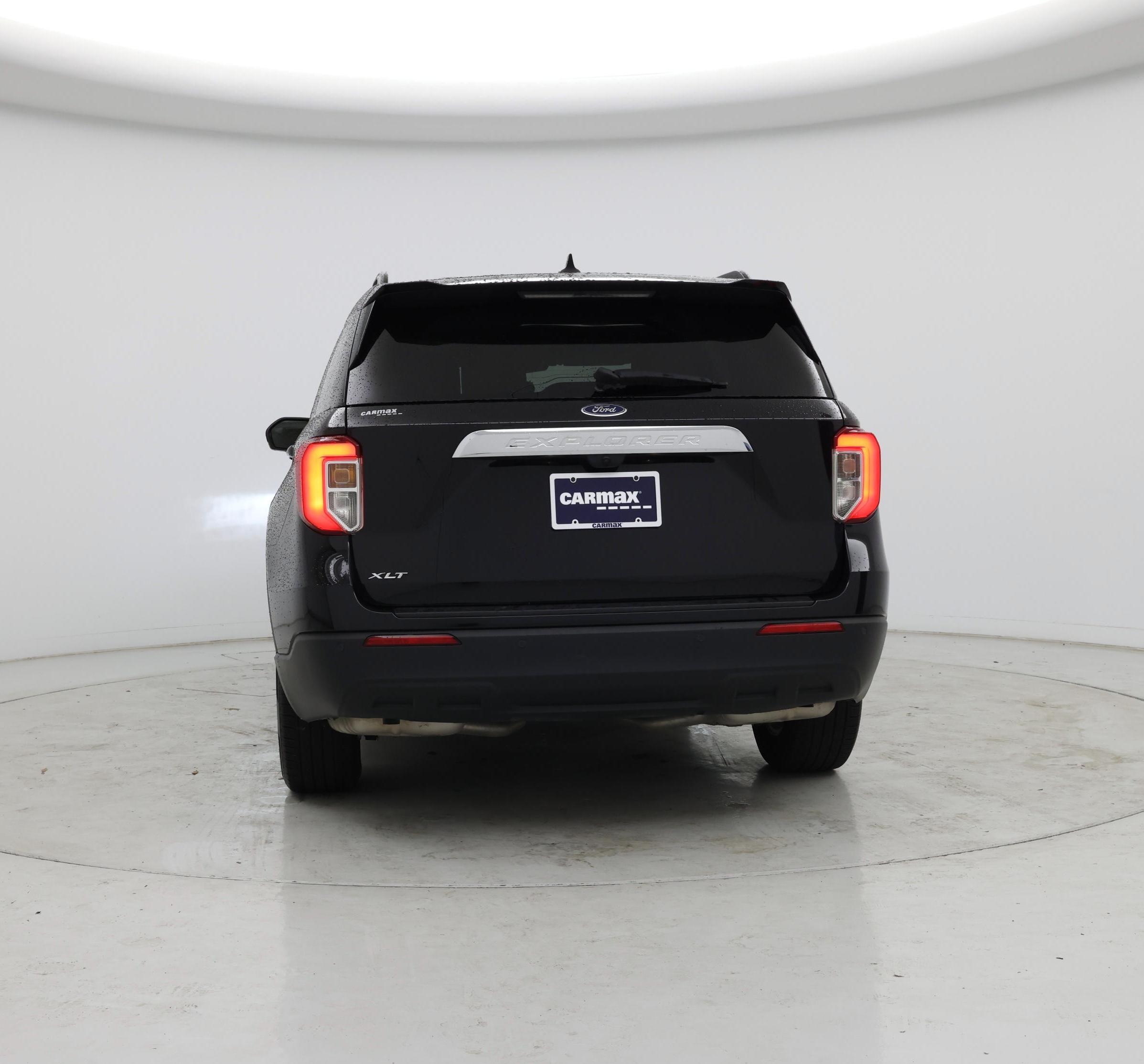 Thumbnail: 2023 Ford Explorer - 6