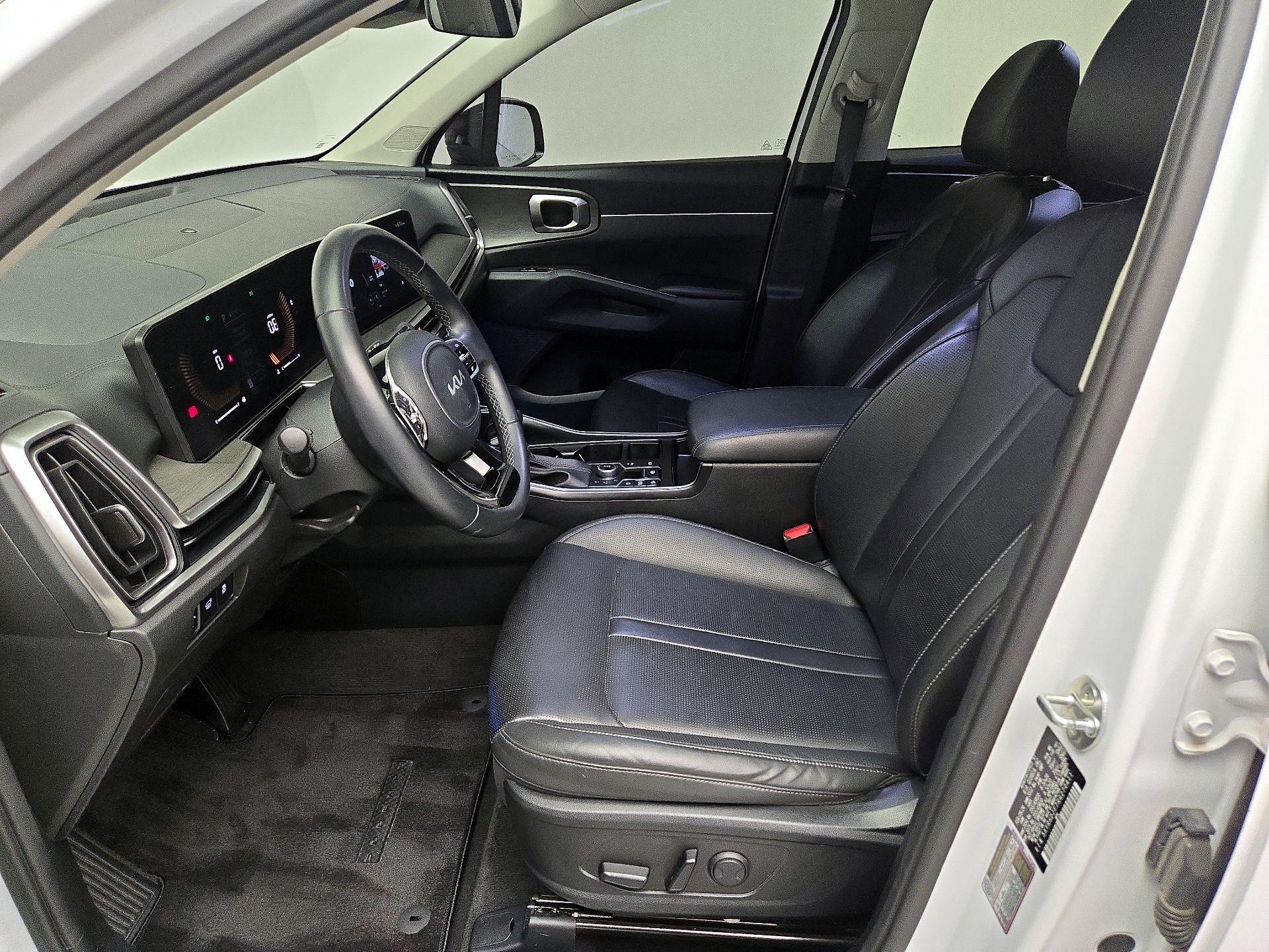 Thumbnail: 2024 Kia Sorento - 11