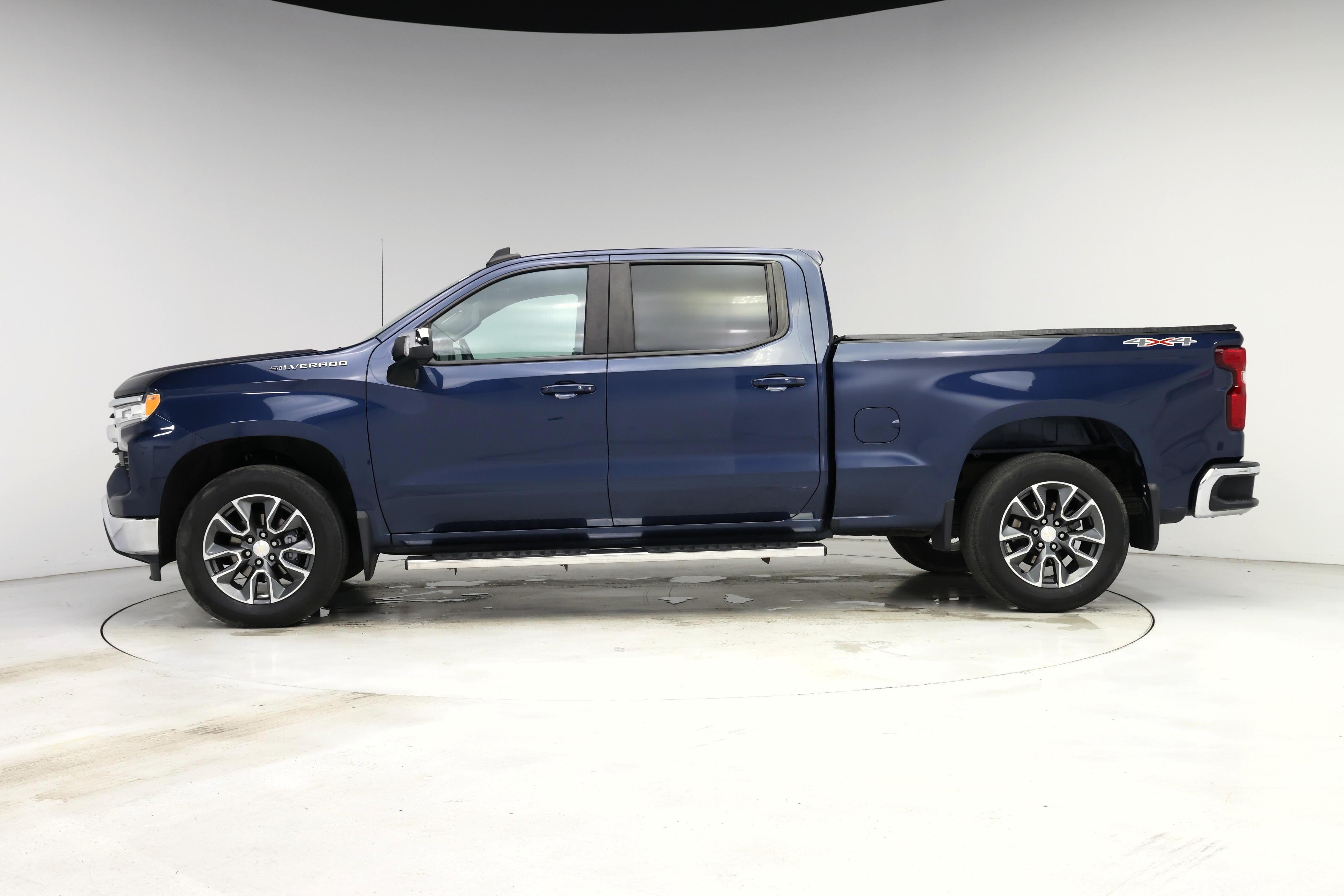 Thumbnail: 2022 Chevrolet Silverado 1500 - 3