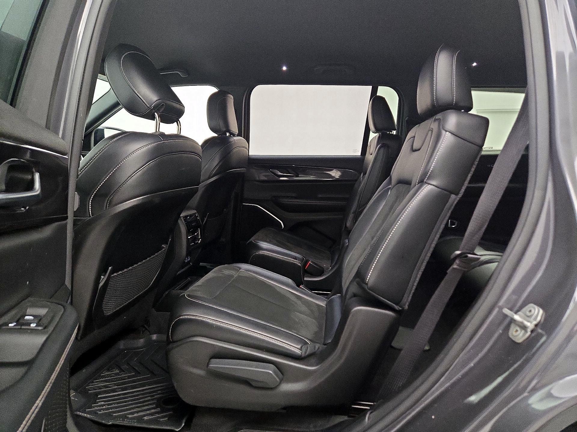 Thumbnail: 2021 Jeep Grand Cherokee L - 19