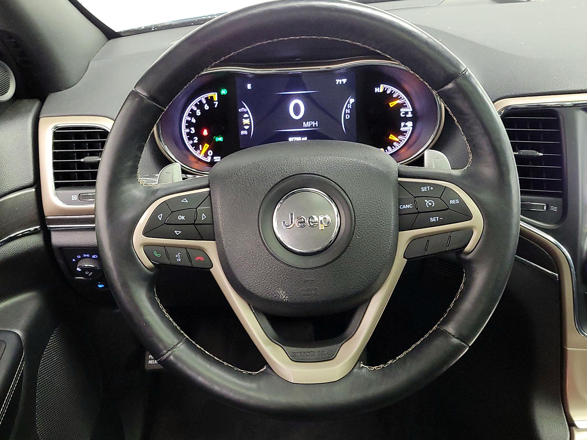 Thumbnail: 2017 Jeep Grand Cherokee - 10