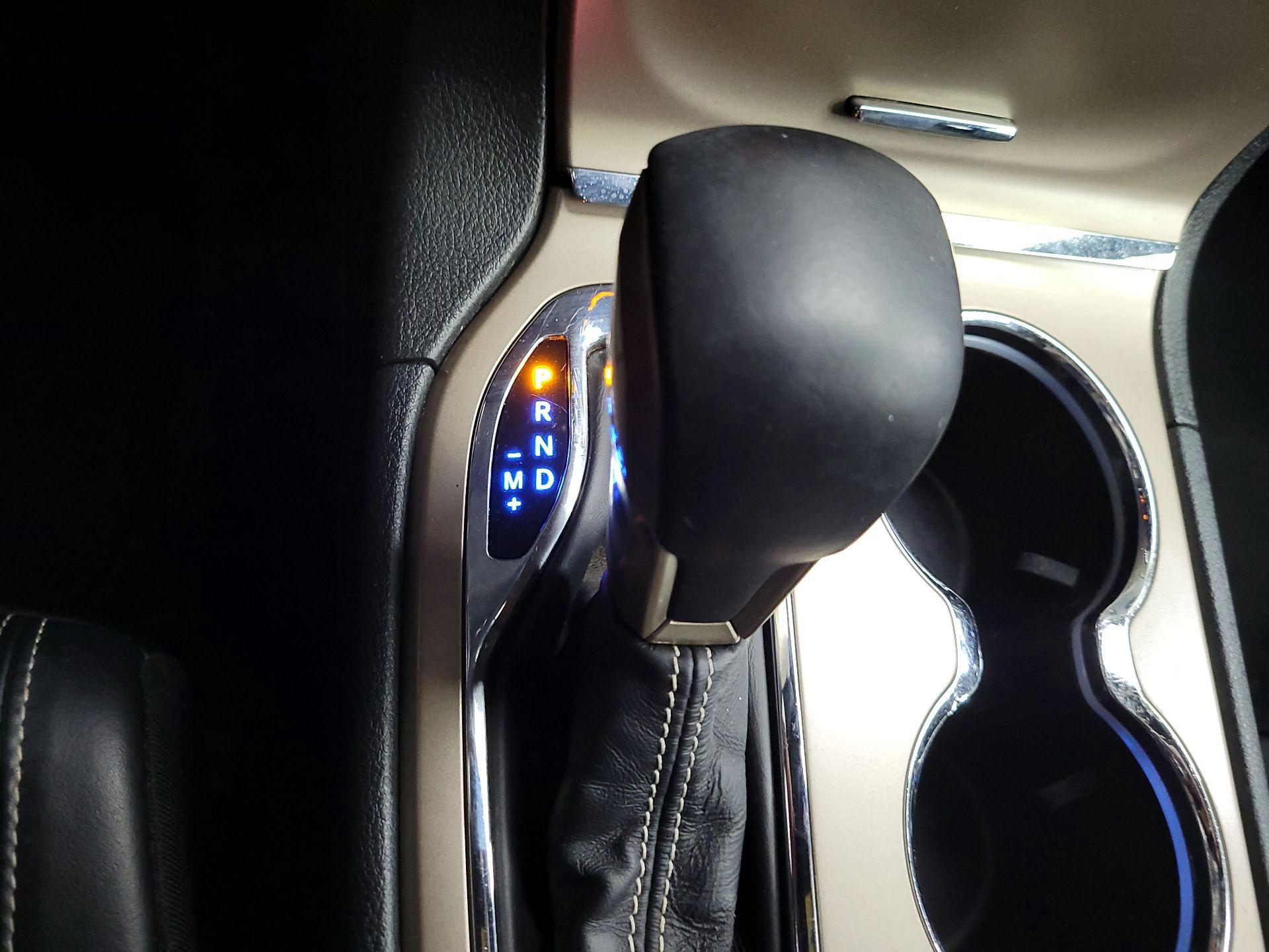 Thumbnail: 2017 Jeep Grand Cherokee - 18