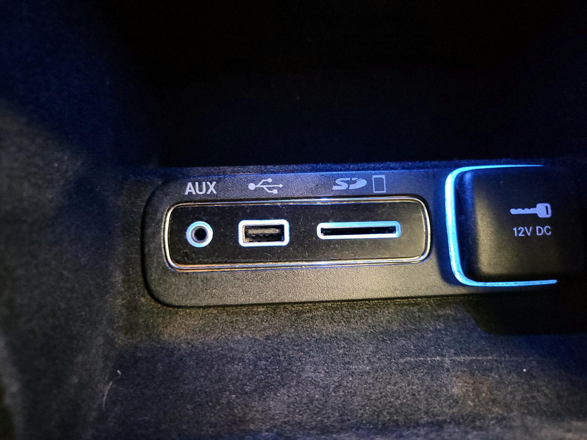 Thumbnail: 2017 Jeep Grand Cherokee - 19