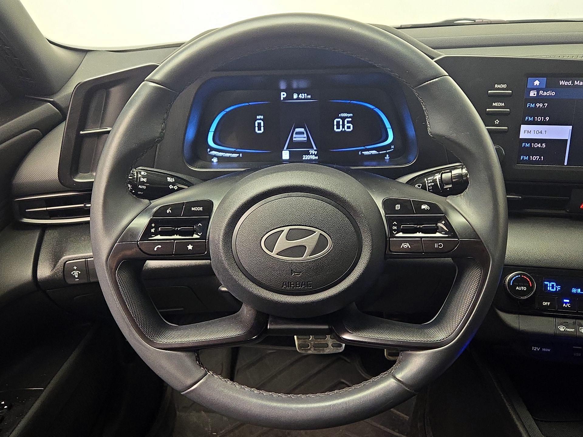 Thumbnail: 2025 Hyundai Elantra - 10