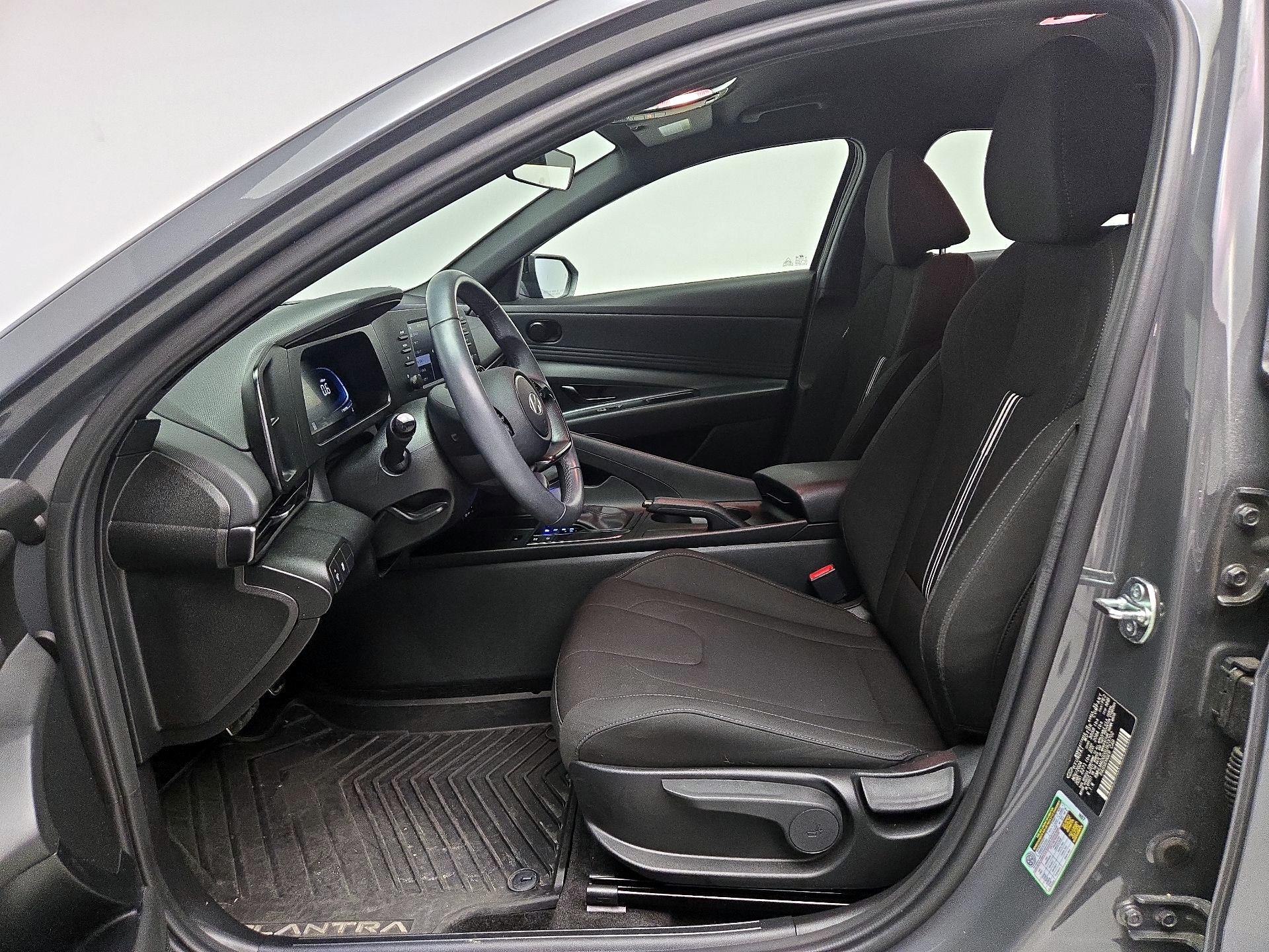 Thumbnail: 2025 Hyundai Elantra - 11