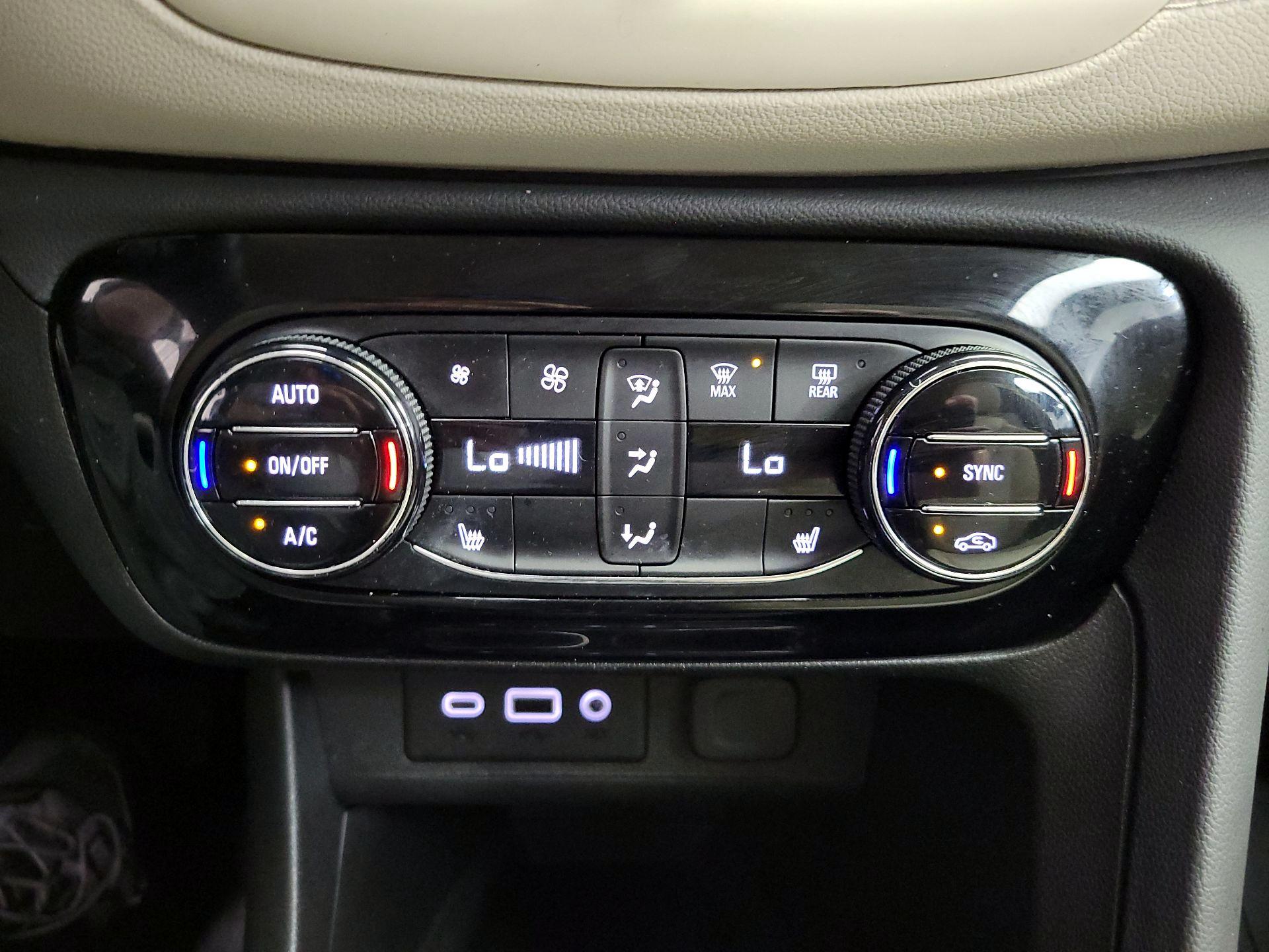 Thumbnail: 2022 Buick Encore GX - 16