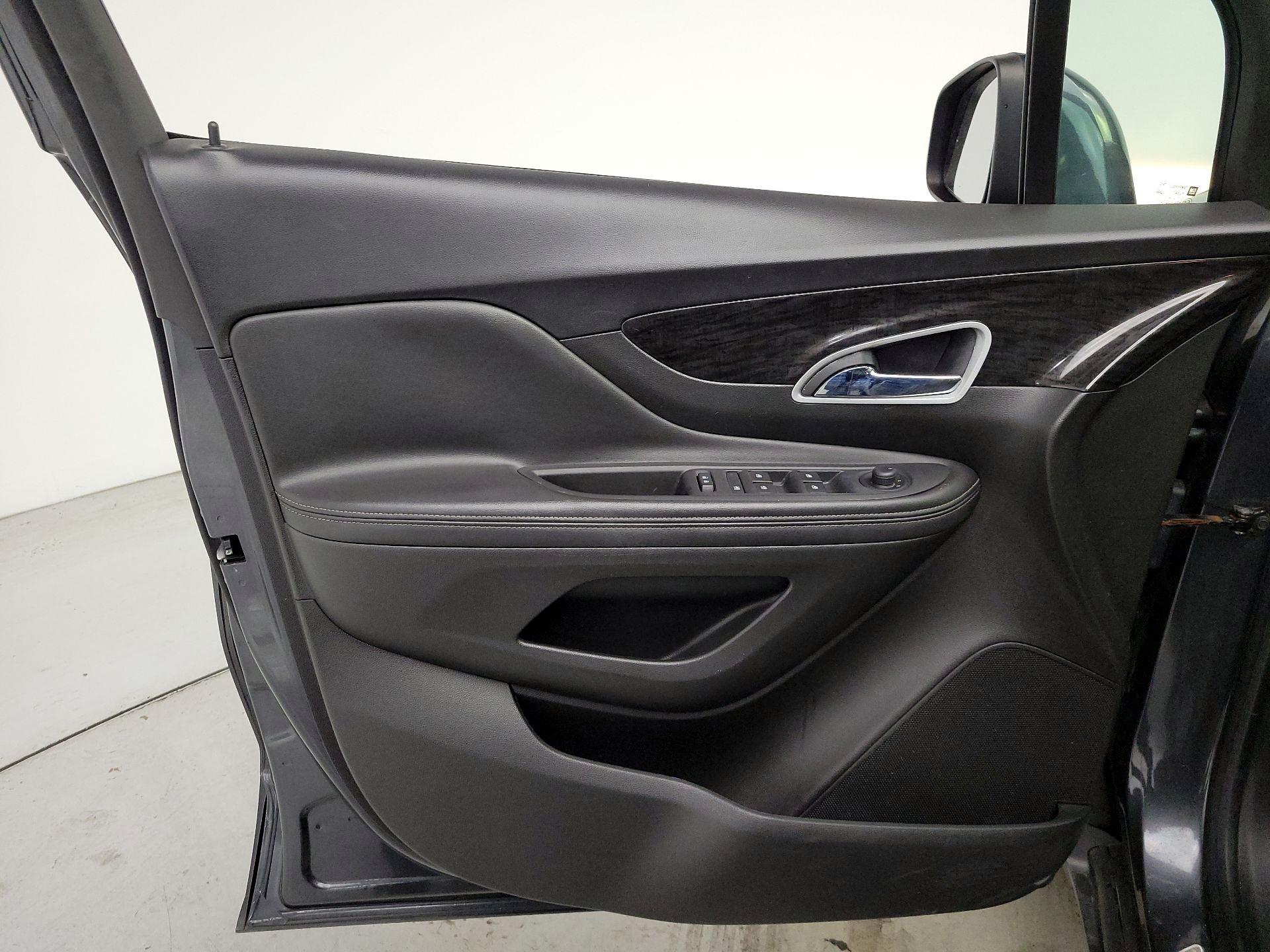 Thumbnail: 2016 Buick Encore - 12