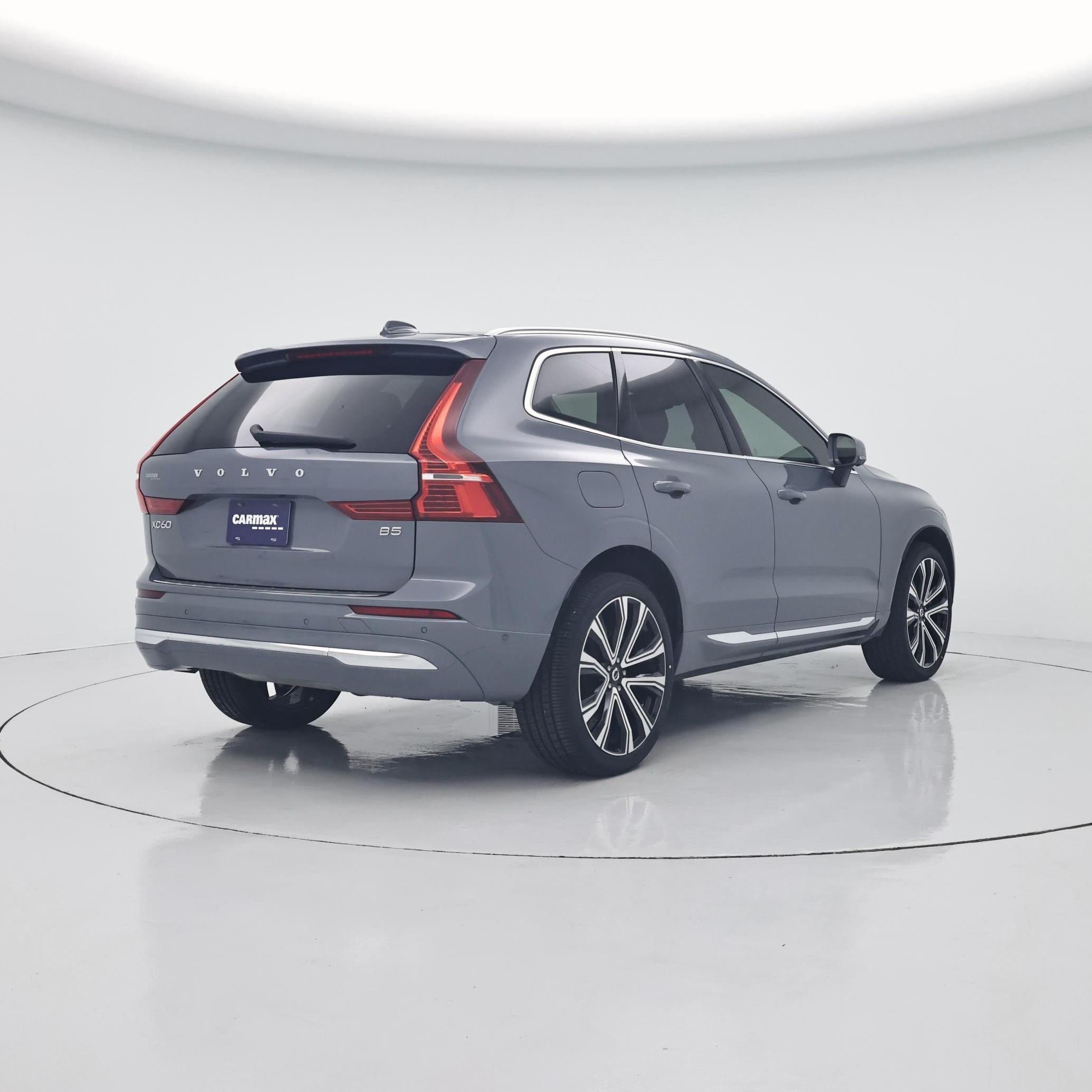 Thumbnail: 2023 Volvo XC60 - 8