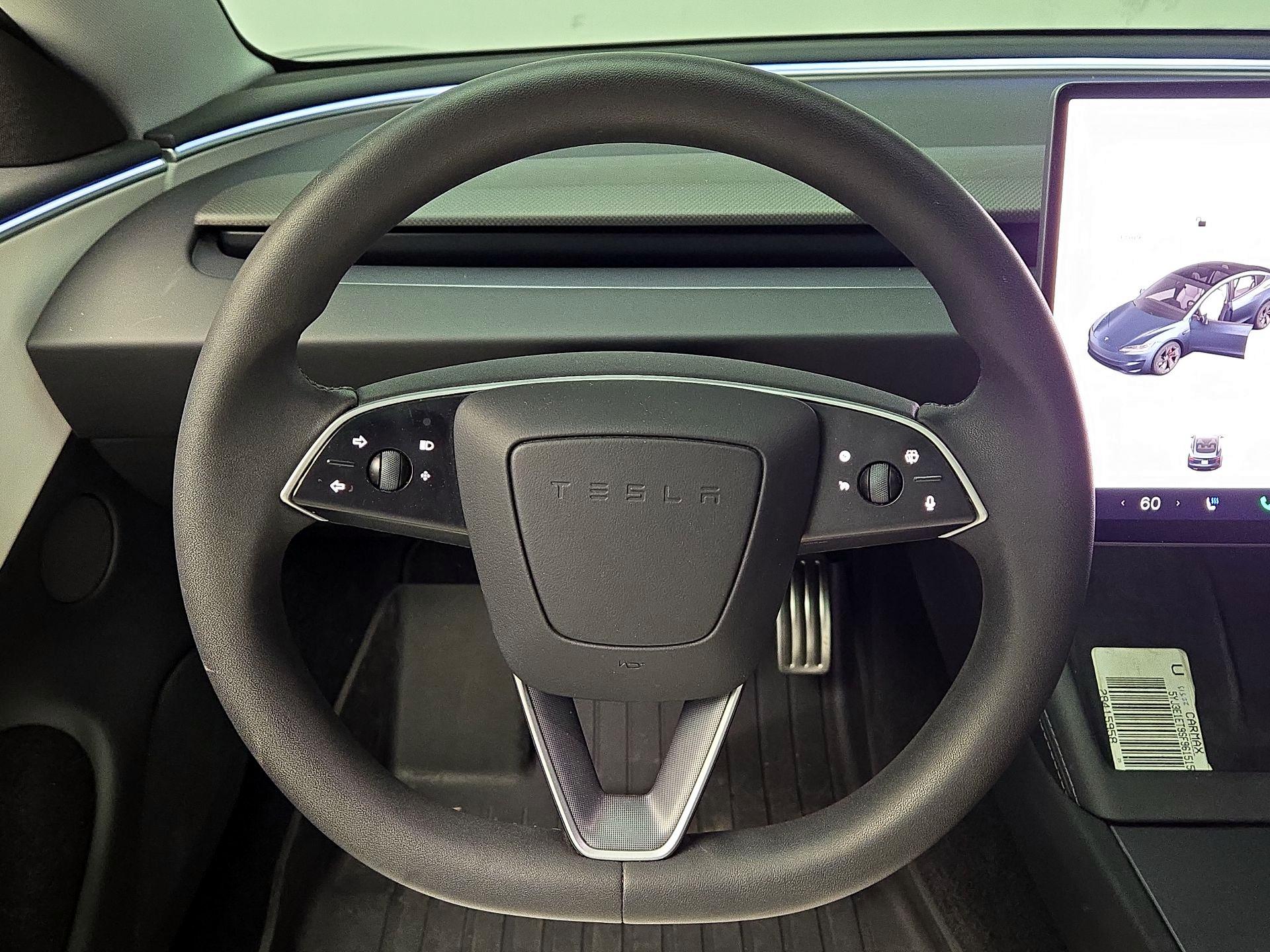 Thumbnail: 2025 Tesla Model 3 - 10