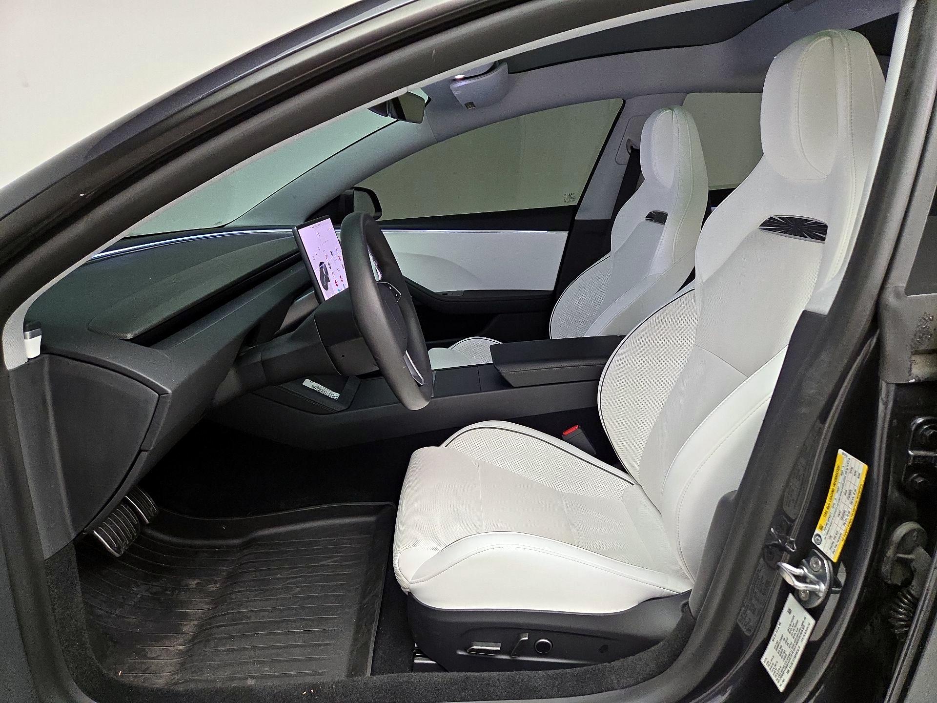 Thumbnail: 2025 Tesla Model 3 - 11