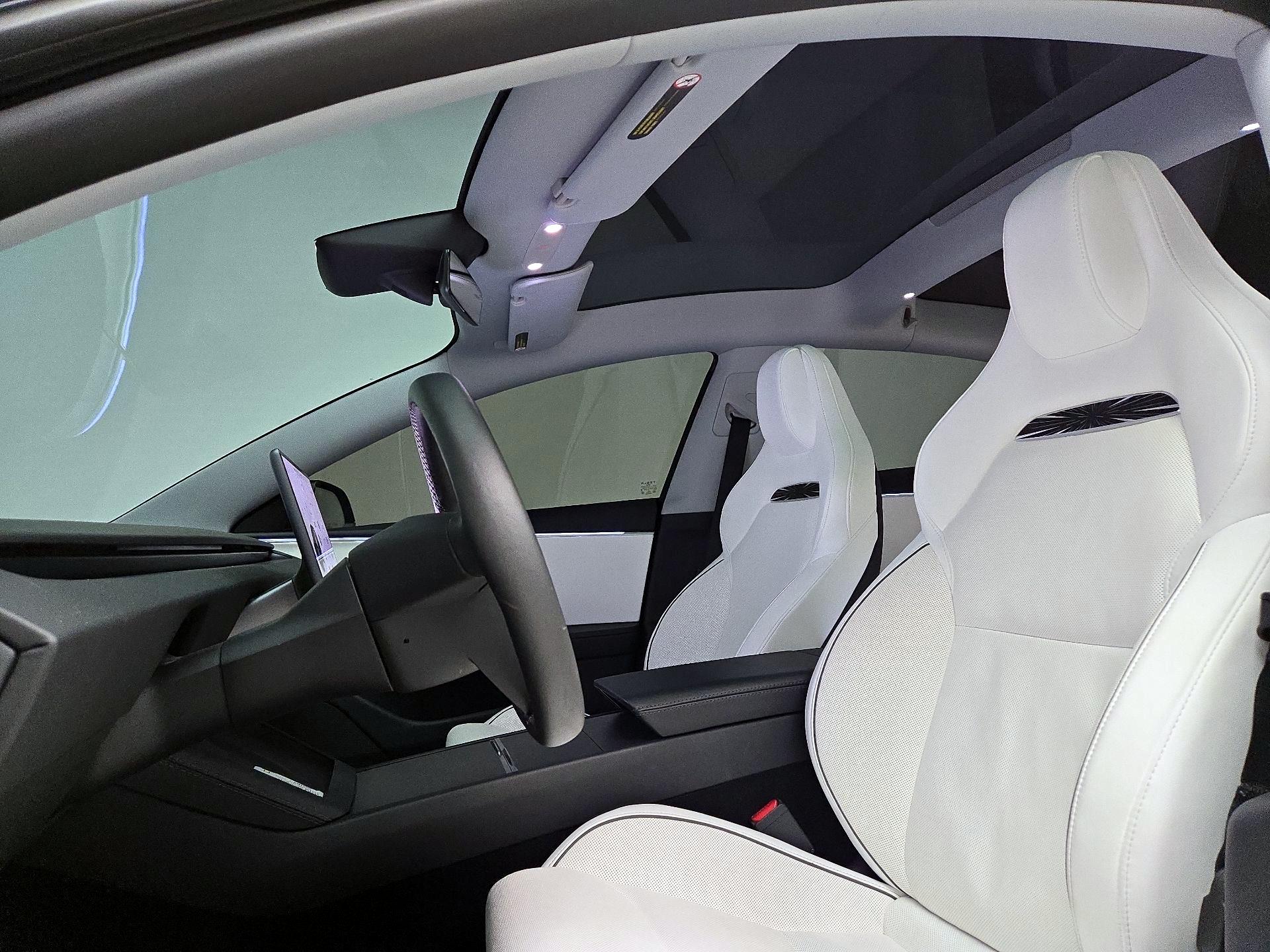 Thumbnail: 2025 Tesla Model 3 - 19