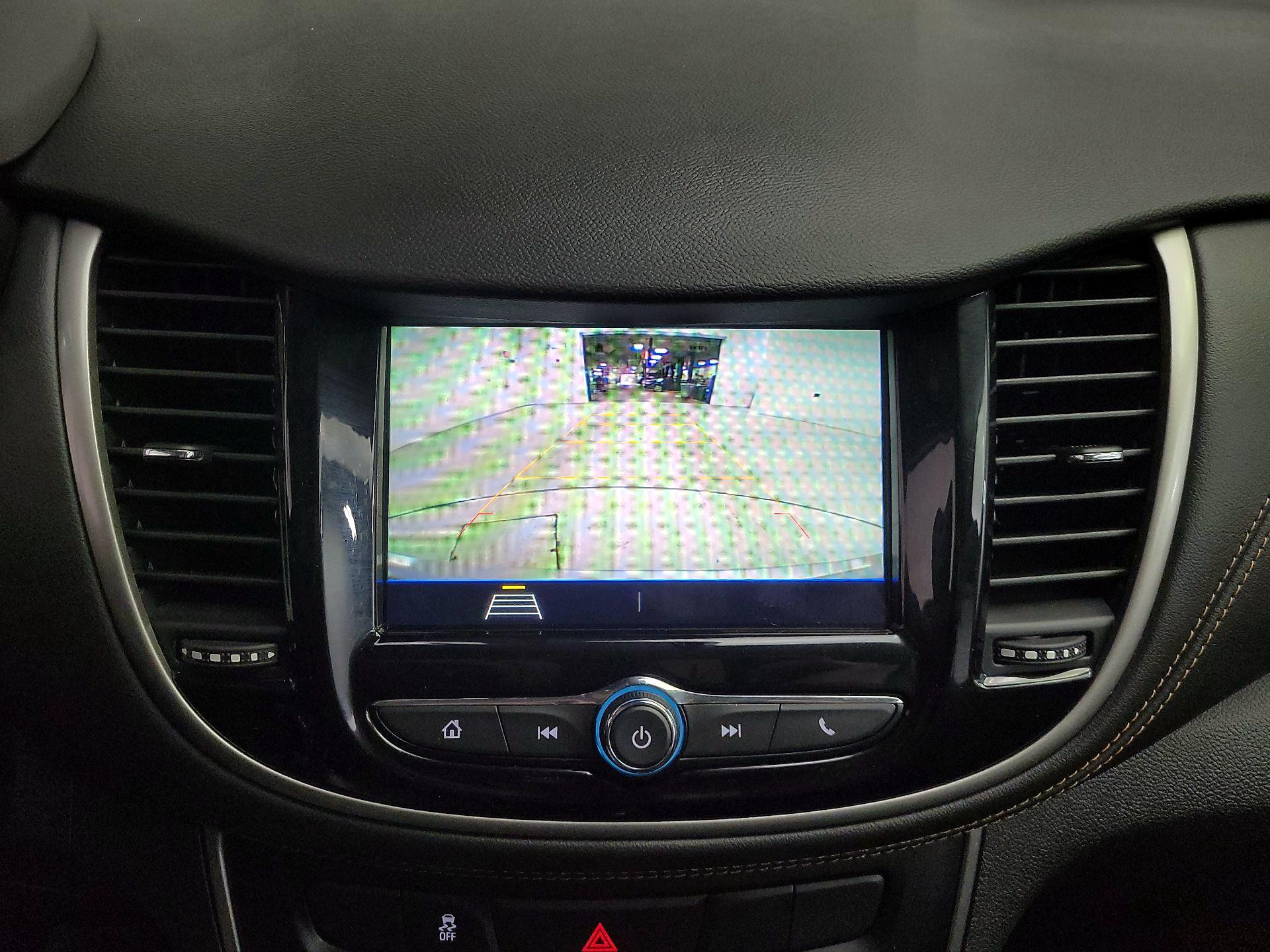 Thumbnail: 2019 Chevrolet Trax - 14