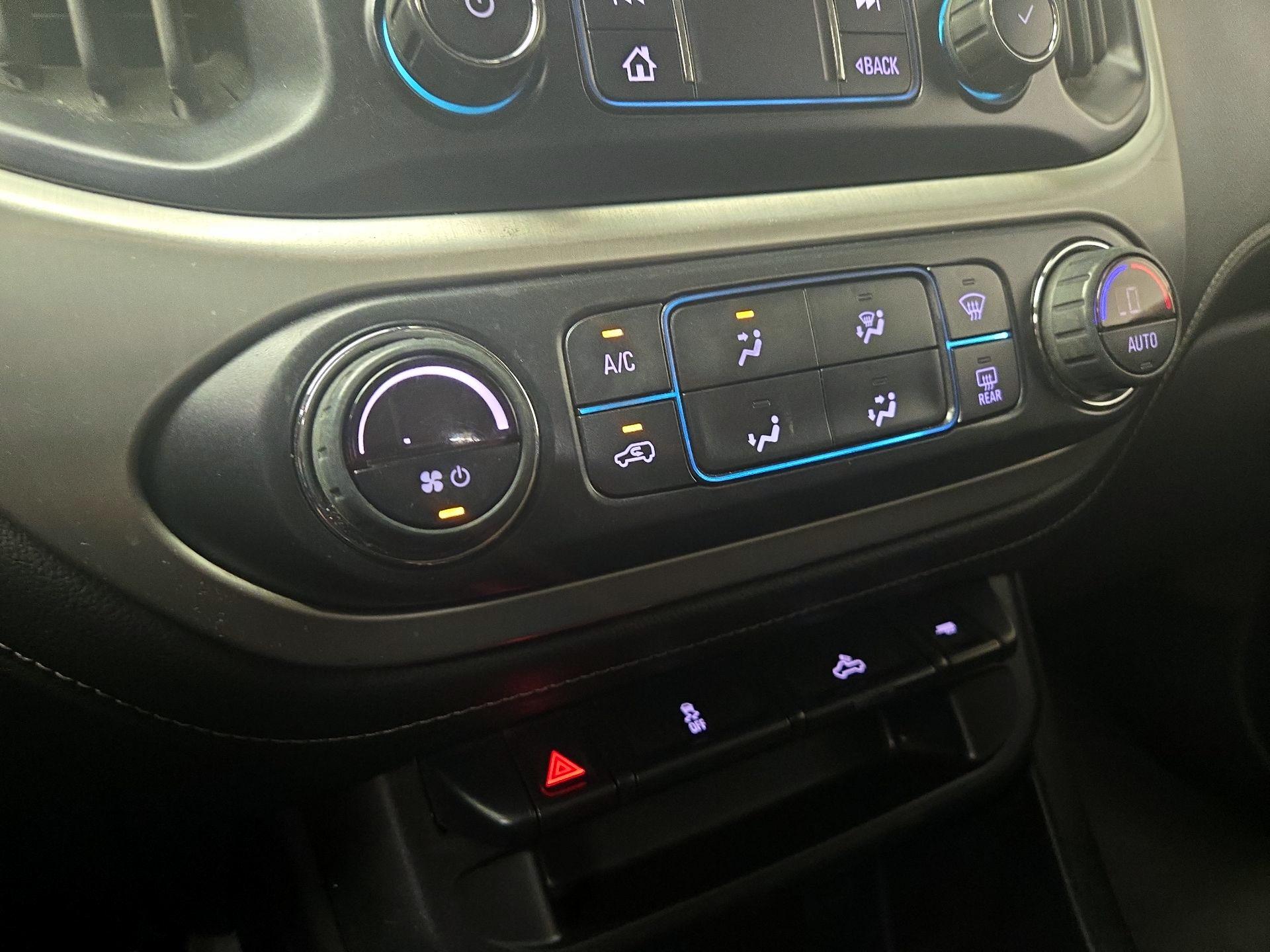 Thumbnail: 2021 GMC Canyon - 16
