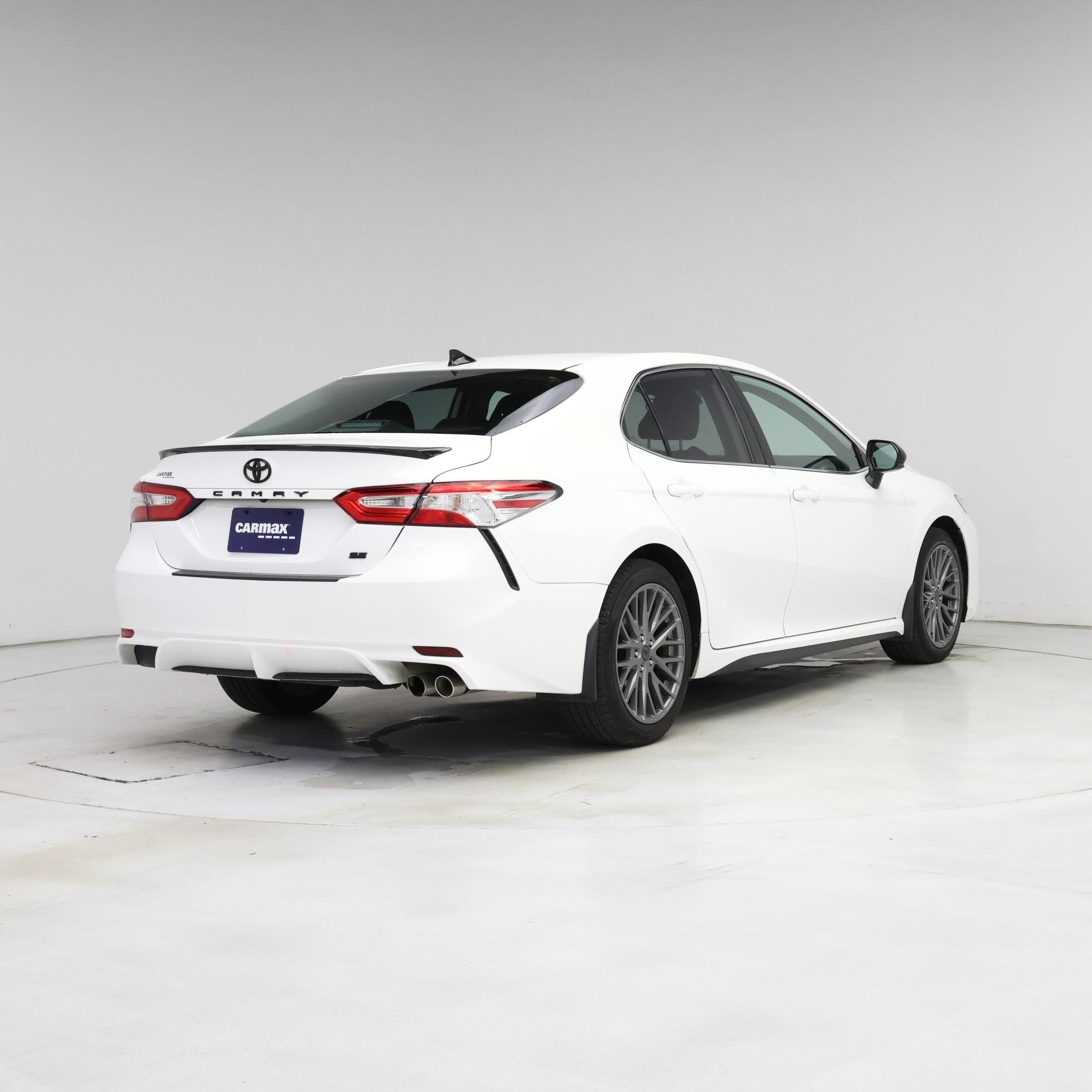 Thumbnail: 2020 Toyota Camry - 8