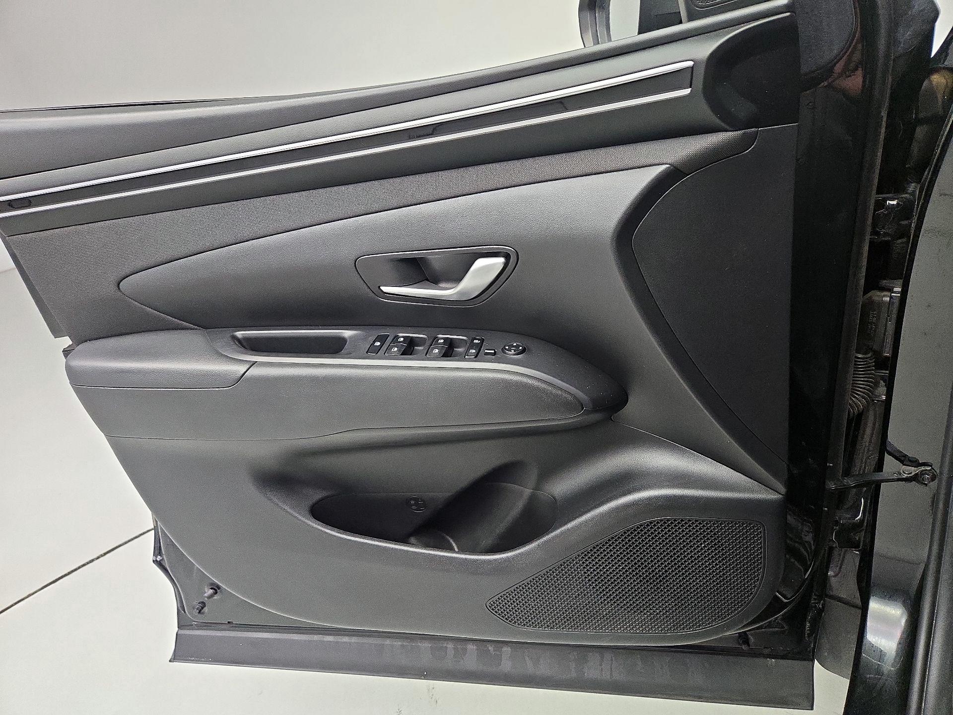Thumbnail: 2023 Hyundai Tucson - 12