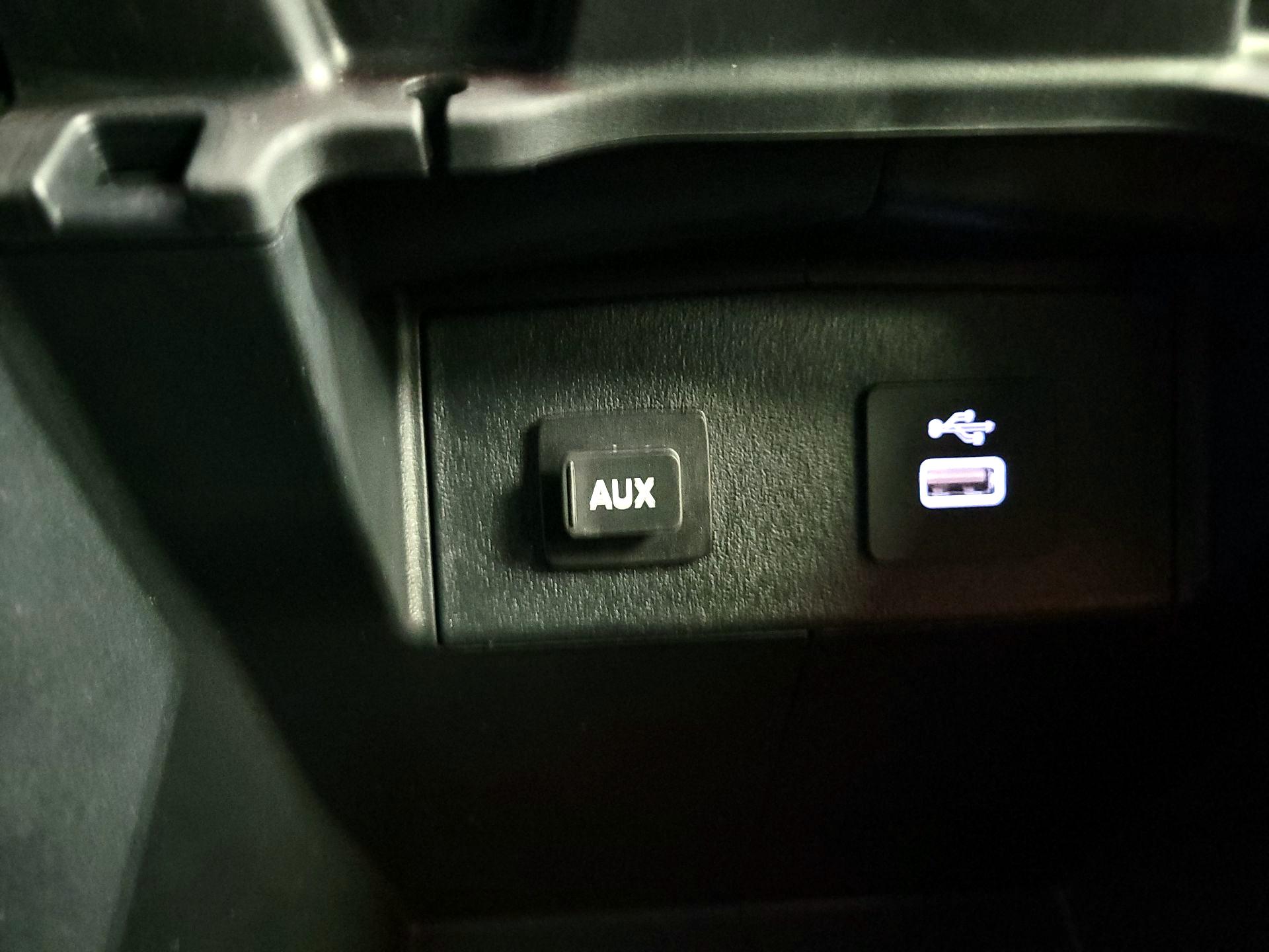 Thumbnail: 2023 Honda Odyssey - 18