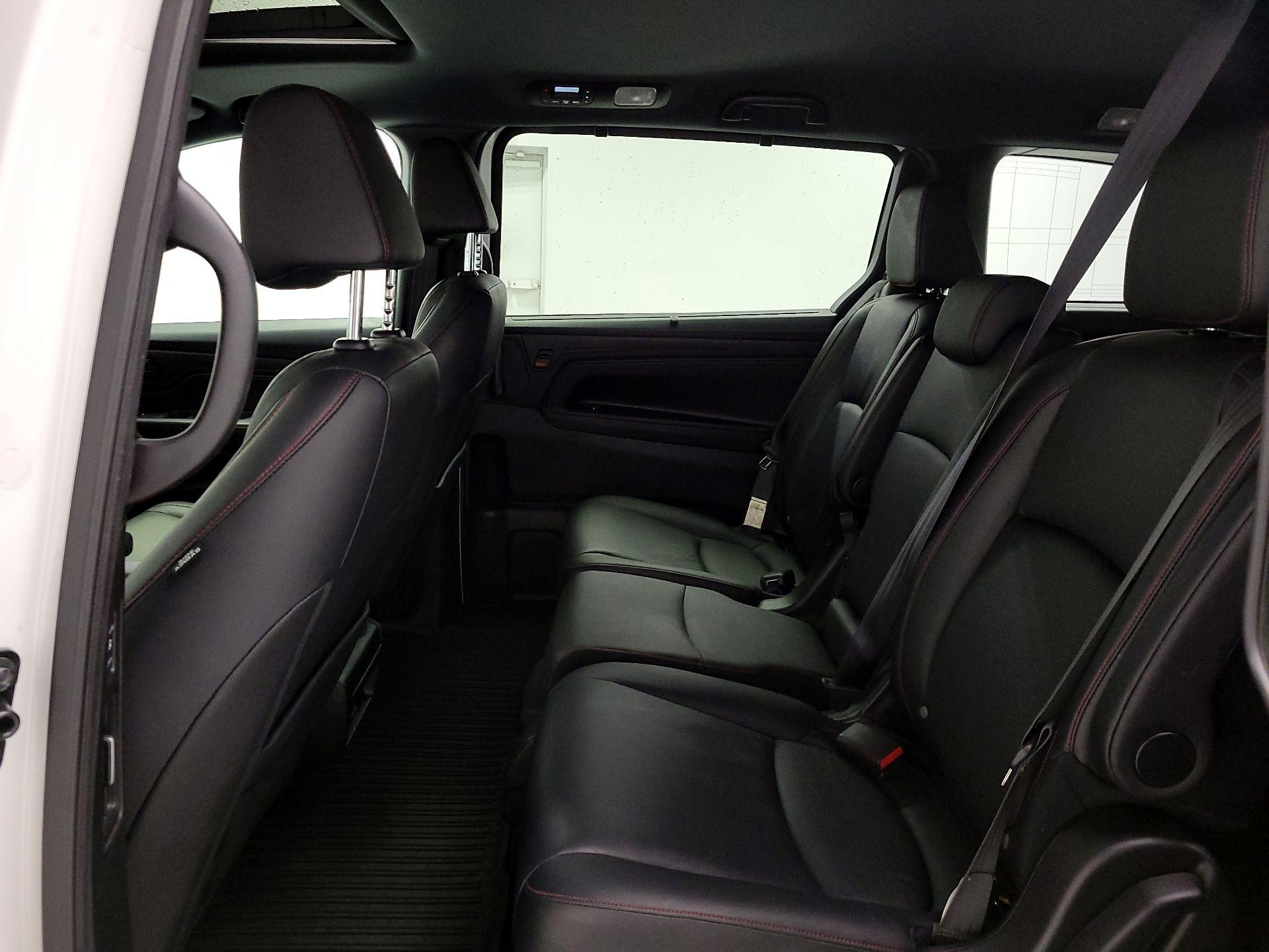 Thumbnail: 2023 Honda Odyssey - 20