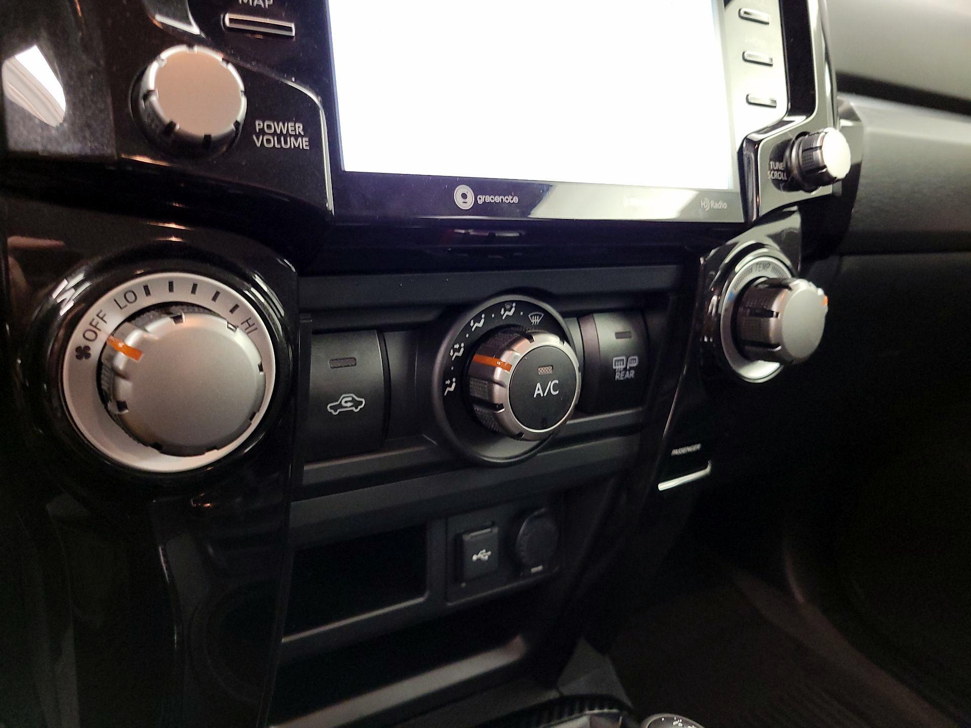 Thumbnail: 2024 Toyota 4Runner - 17