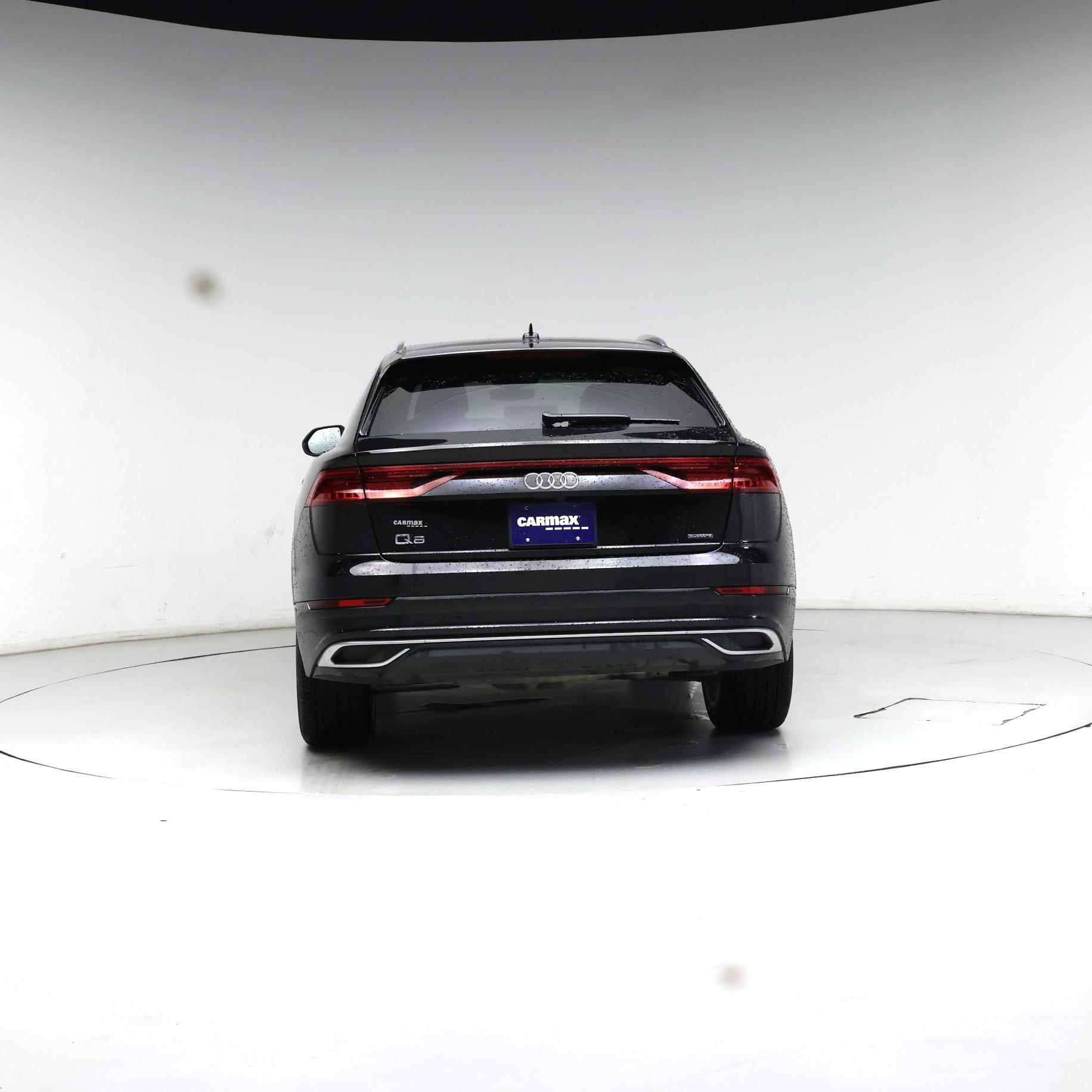 Thumbnail: 2023 Audi Q8 - 6