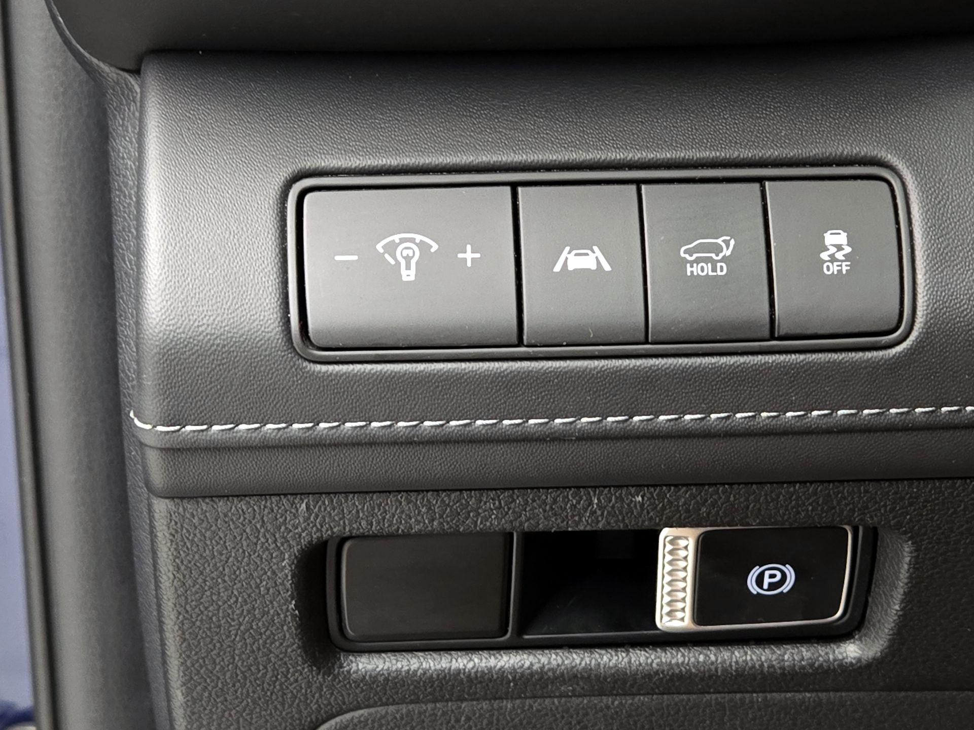 Thumbnail: 2023 Hyundai Santa Fe - 13