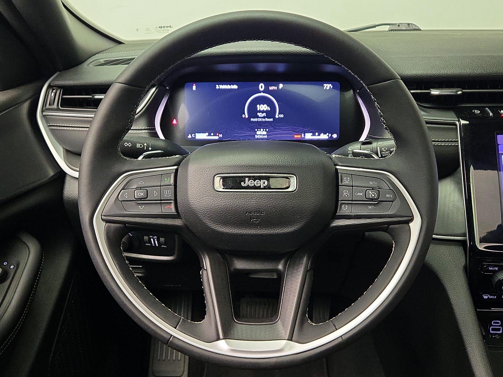 Thumbnail: 2024 Jeep Grand Cherokee - 10