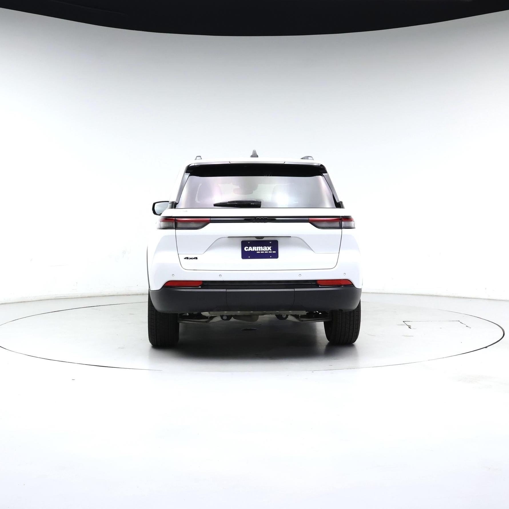 Thumbnail: 2024 Jeep Grand Cherokee - 6