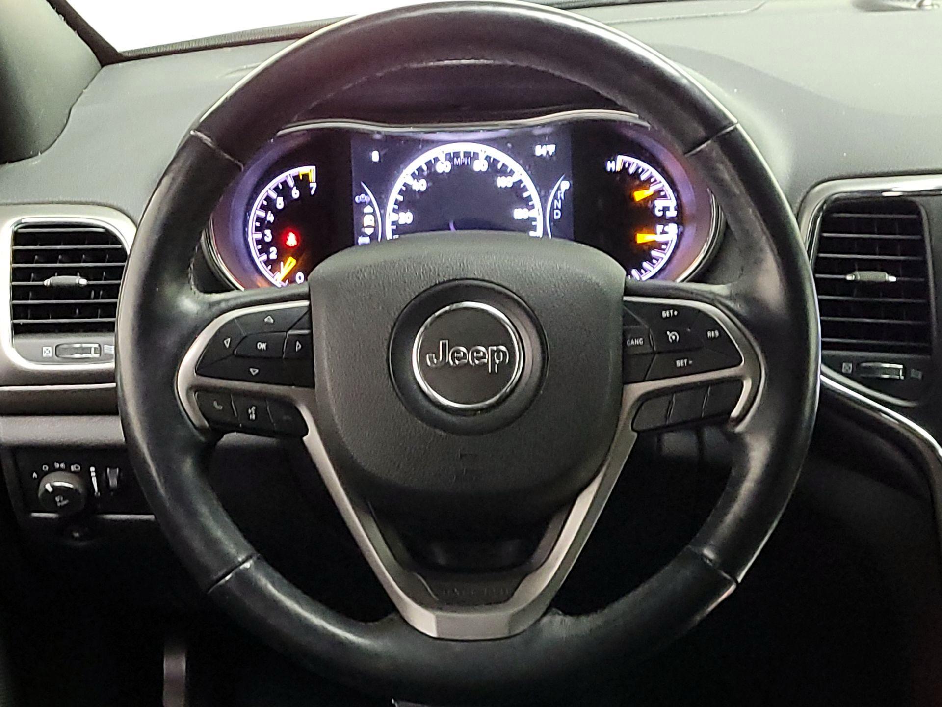 Thumbnail: 2018 Jeep Grand Cherokee - 10