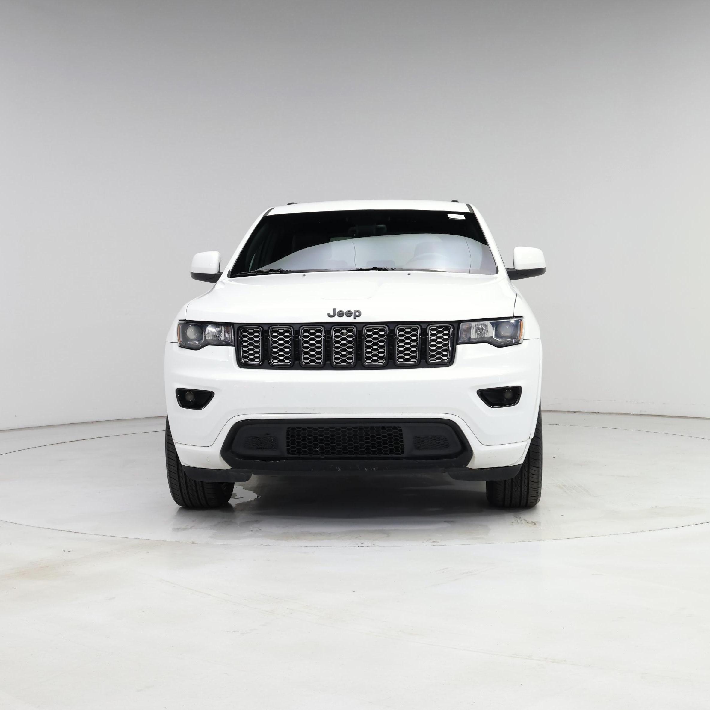 Thumbnail: 2018 Jeep Grand Cherokee - 5