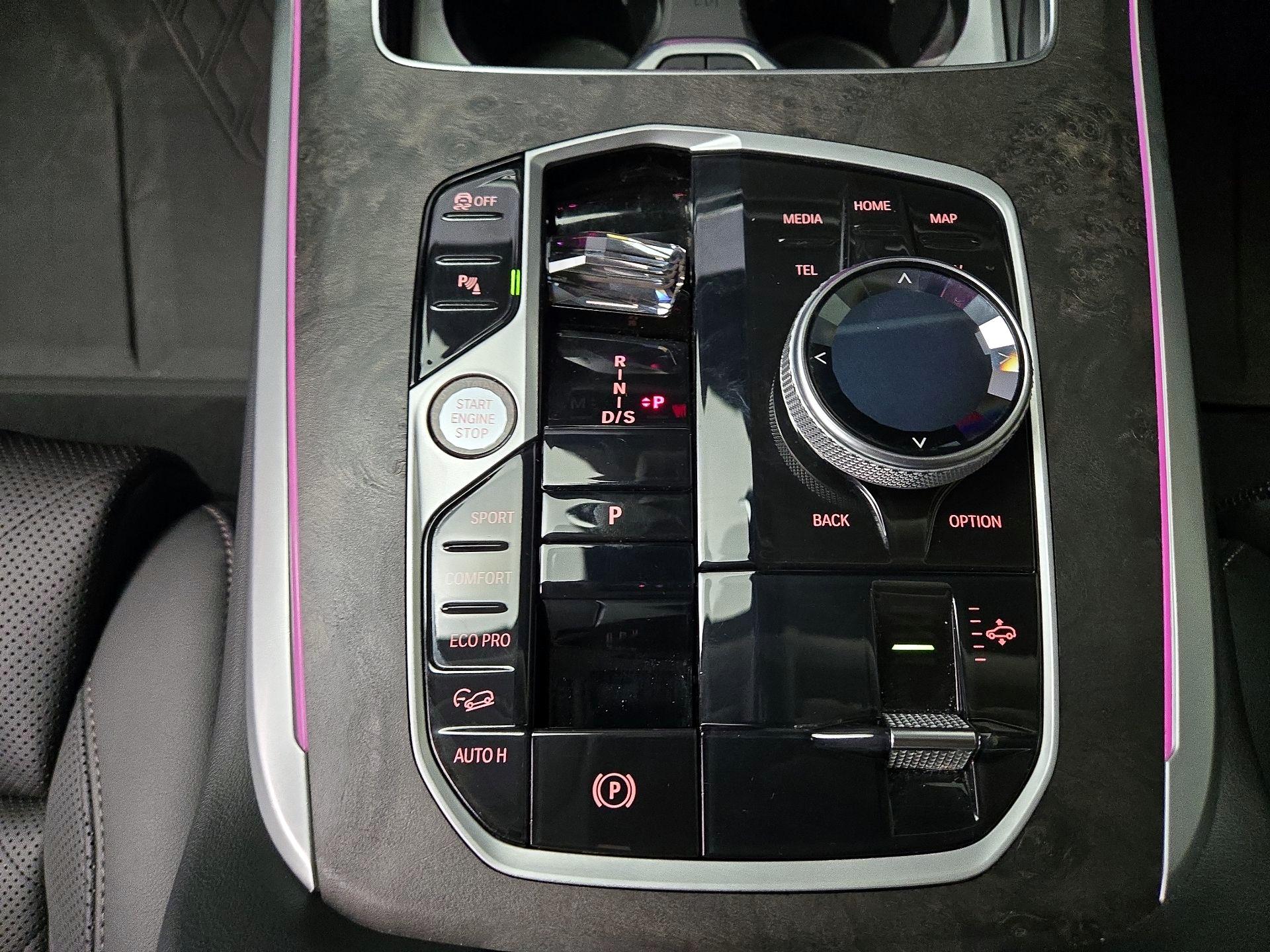 Thumbnail: 2023 BMW X7 - 18