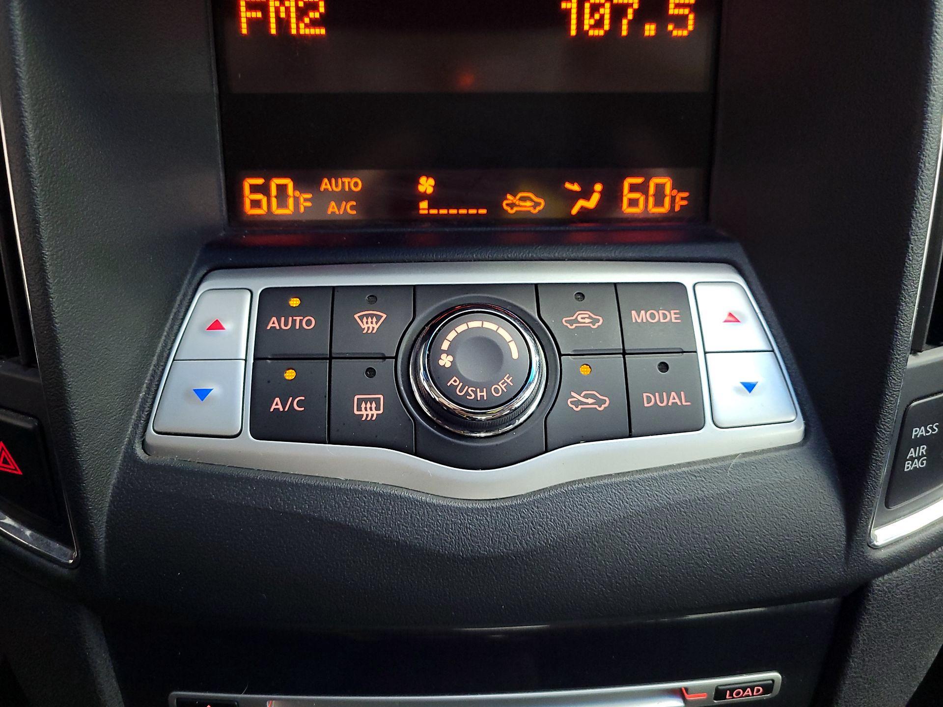 Thumbnail: 2014 Nissan Maxima - 15