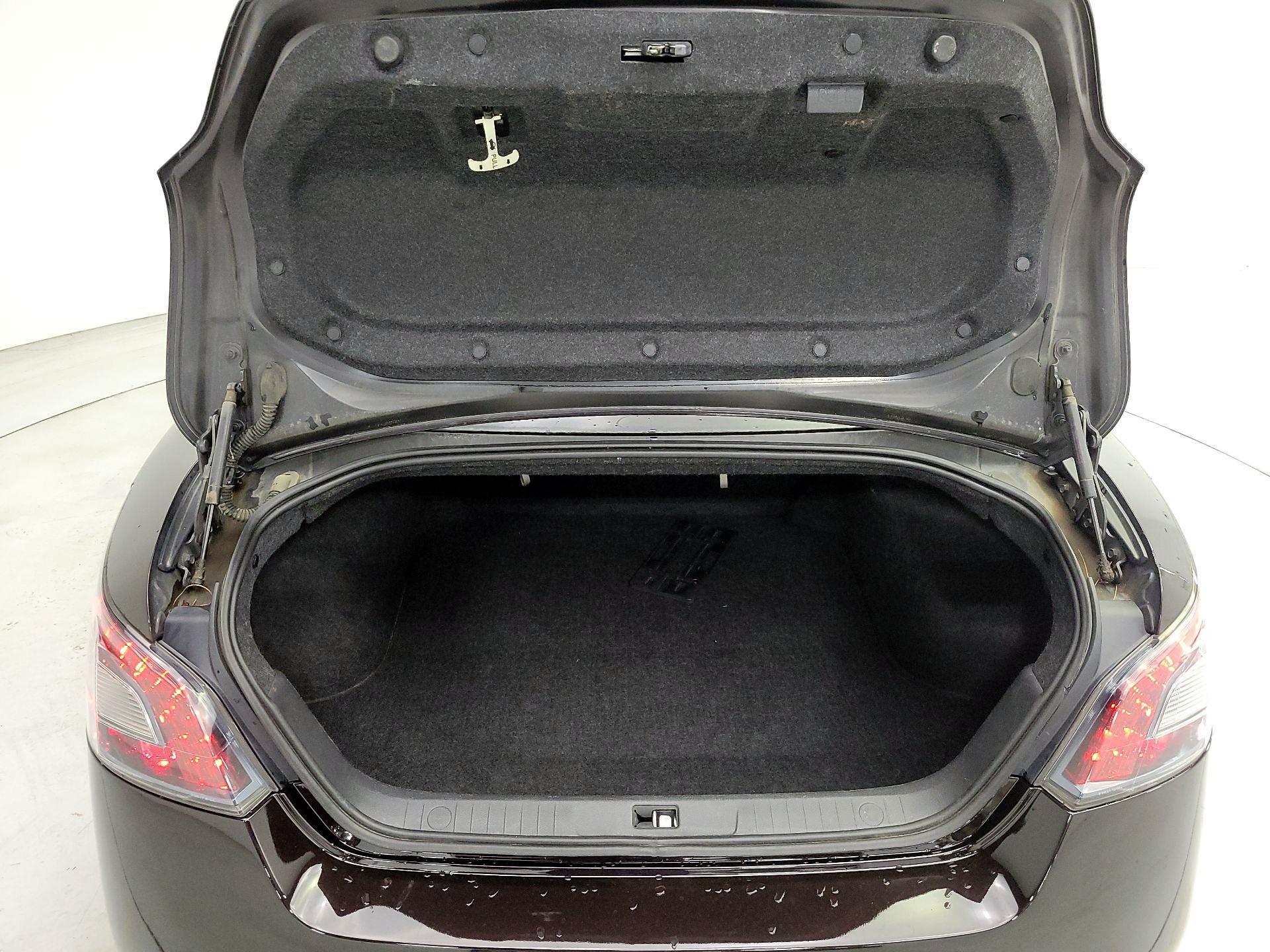 Thumbnail: 2014 Nissan Maxima - 20