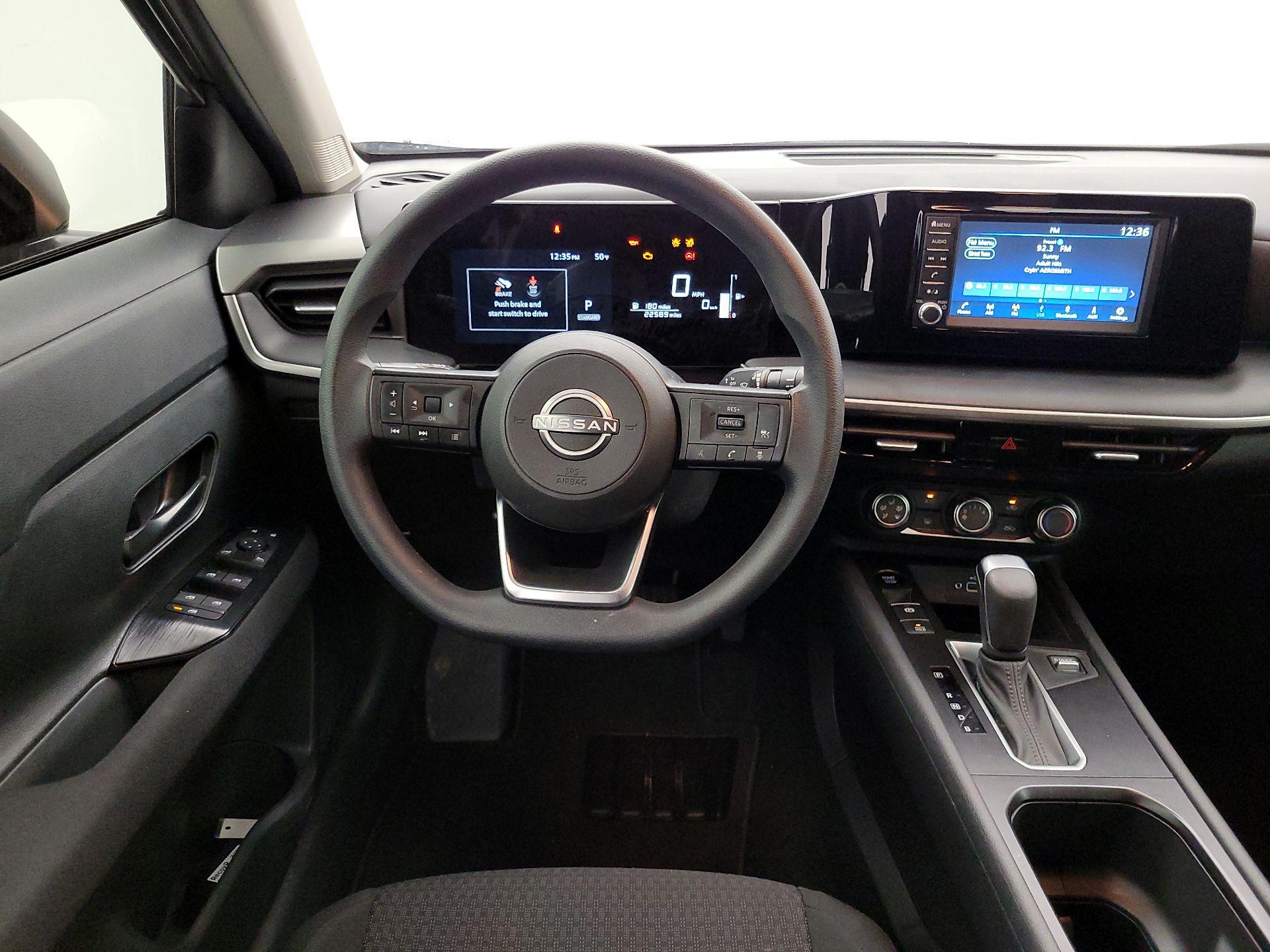 Thumbnail: 2025 Nissan Kicks - 10