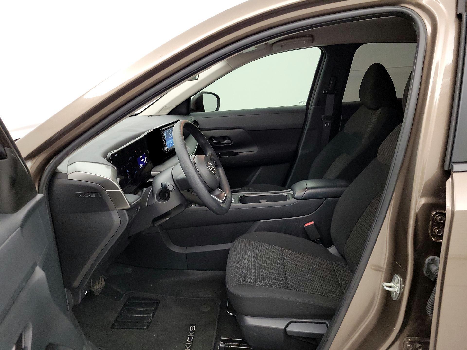 Thumbnail: 2025 Nissan Kicks - 11