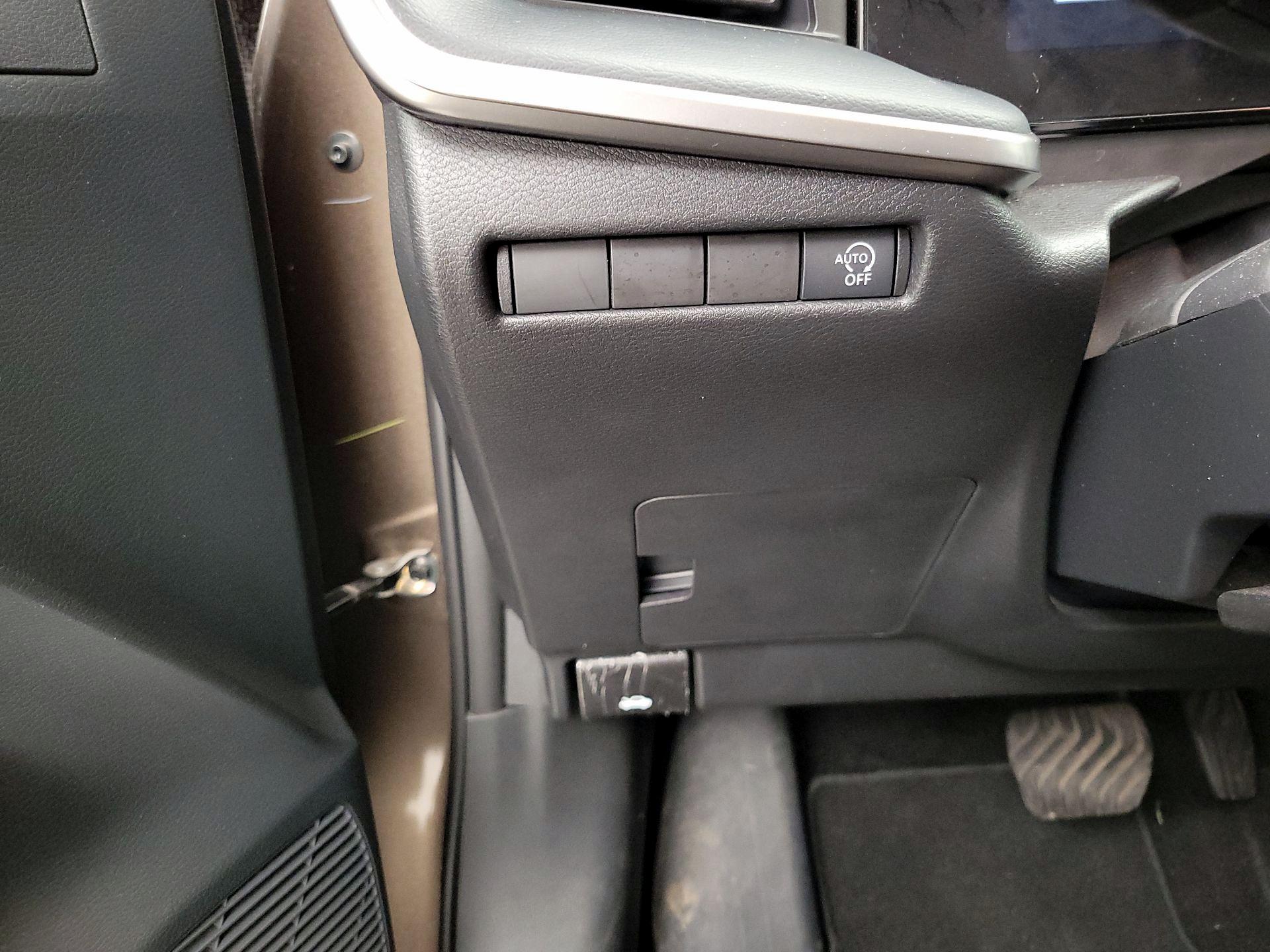 Thumbnail: 2025 Nissan Kicks - 13