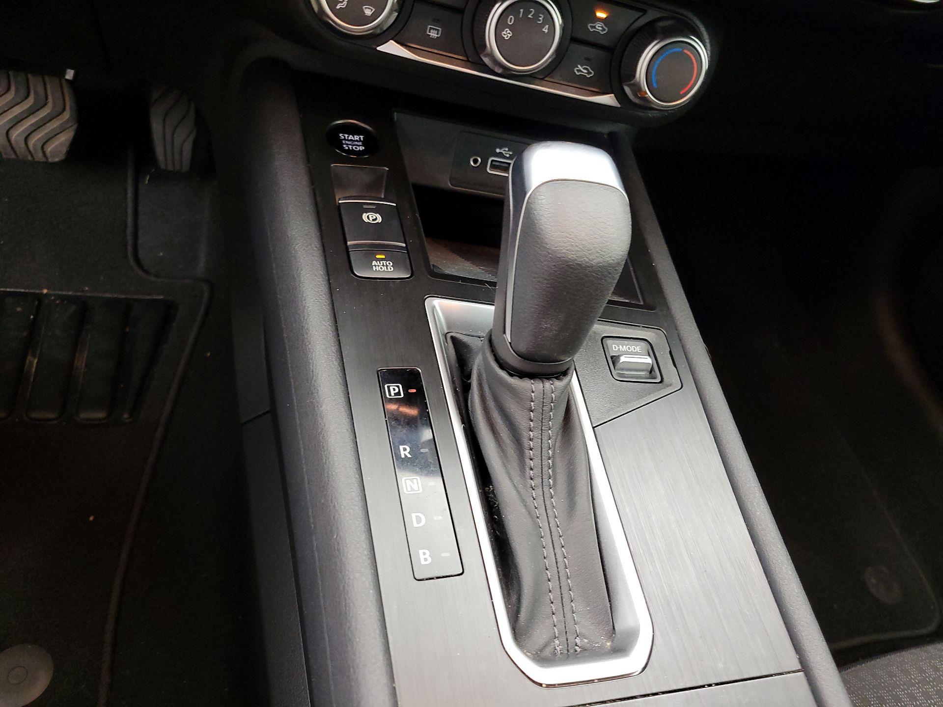 Thumbnail: 2025 Nissan Kicks - 17