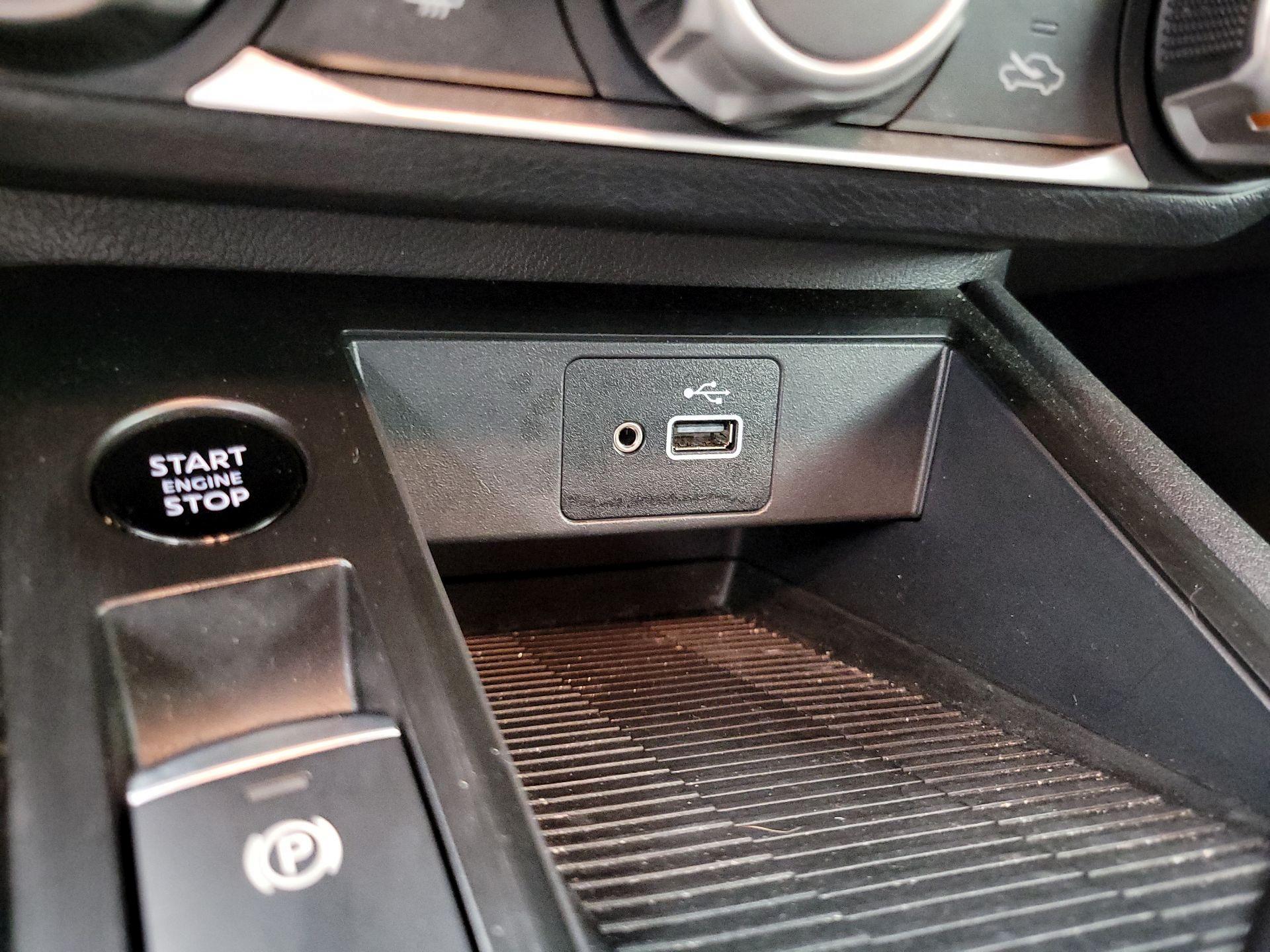 Thumbnail: 2025 Nissan Kicks - 18