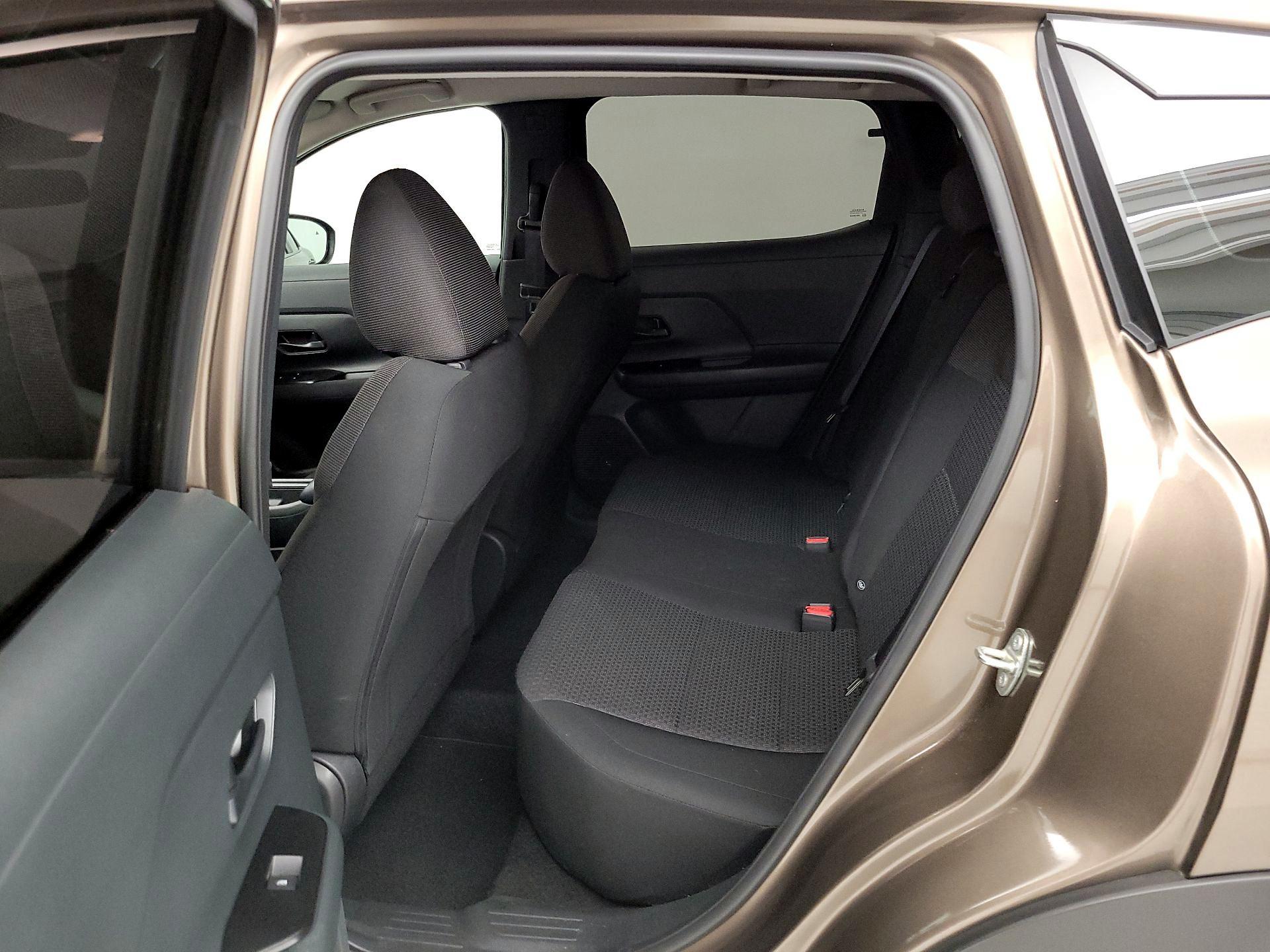 Thumbnail: 2025 Nissan Kicks - 19