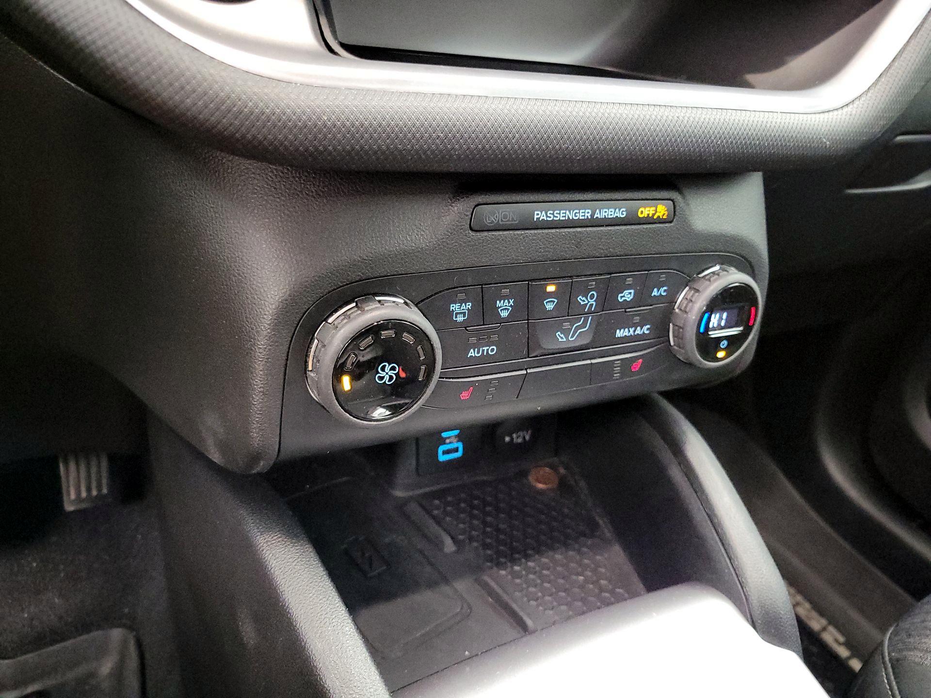 Thumbnail: 2021 Ford Bronco Sport - 17