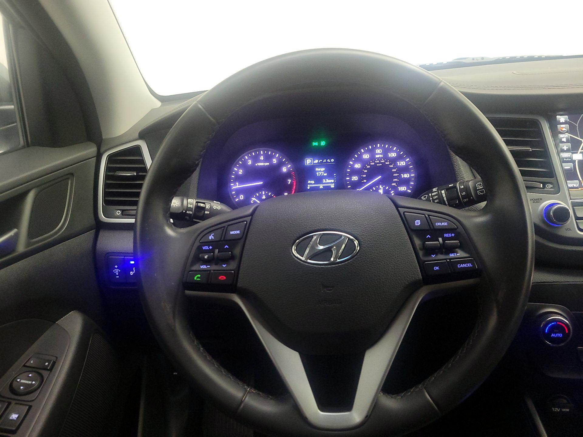 Thumbnail: 2017 Hyundai Tucson - 10