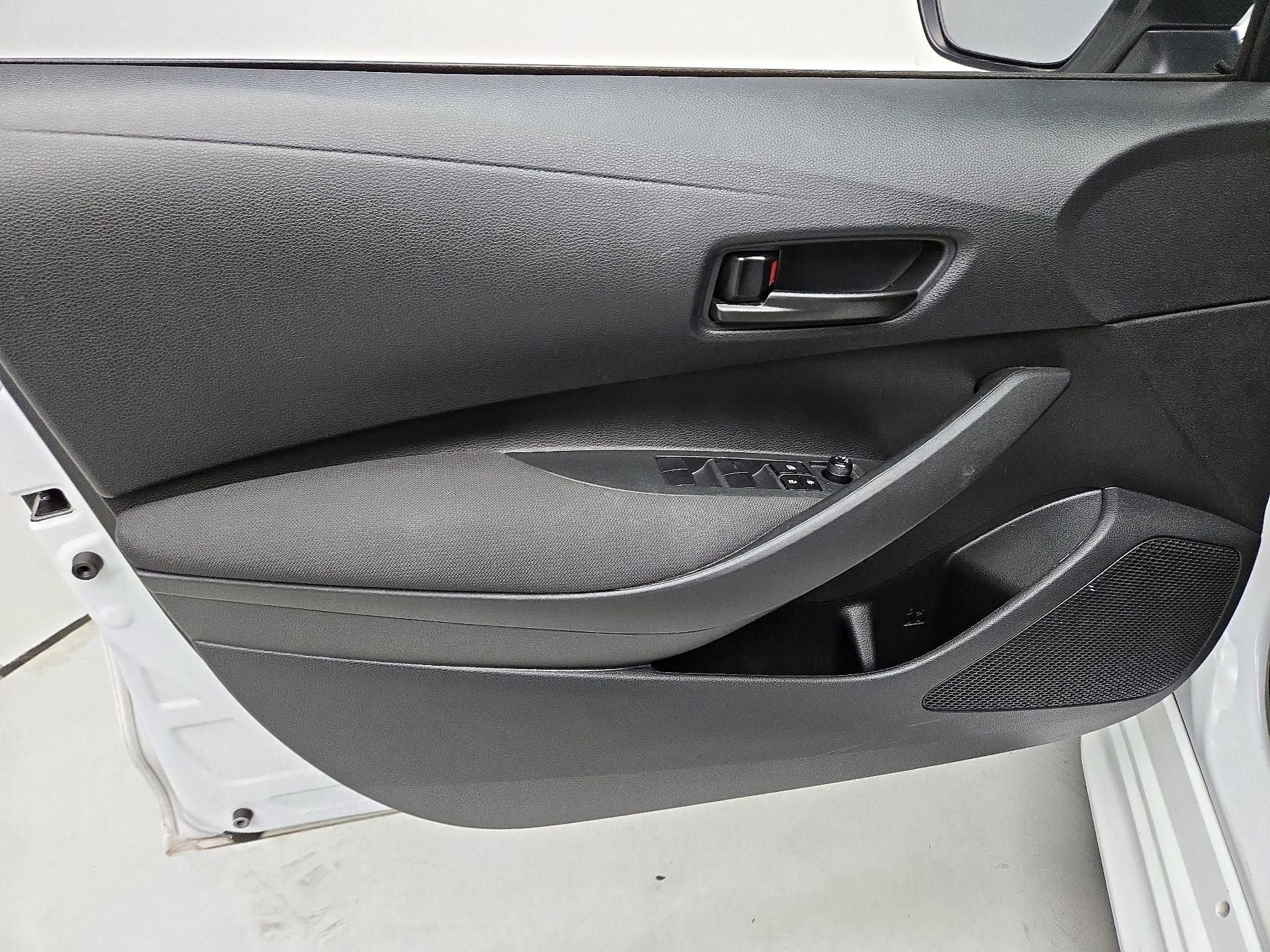 Thumbnail: 2023 Toyota Corolla - 12