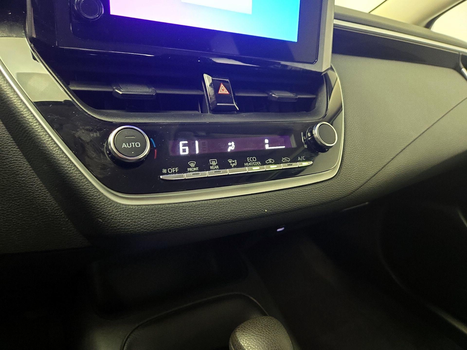 Thumbnail: 2023 Toyota Corolla - 16