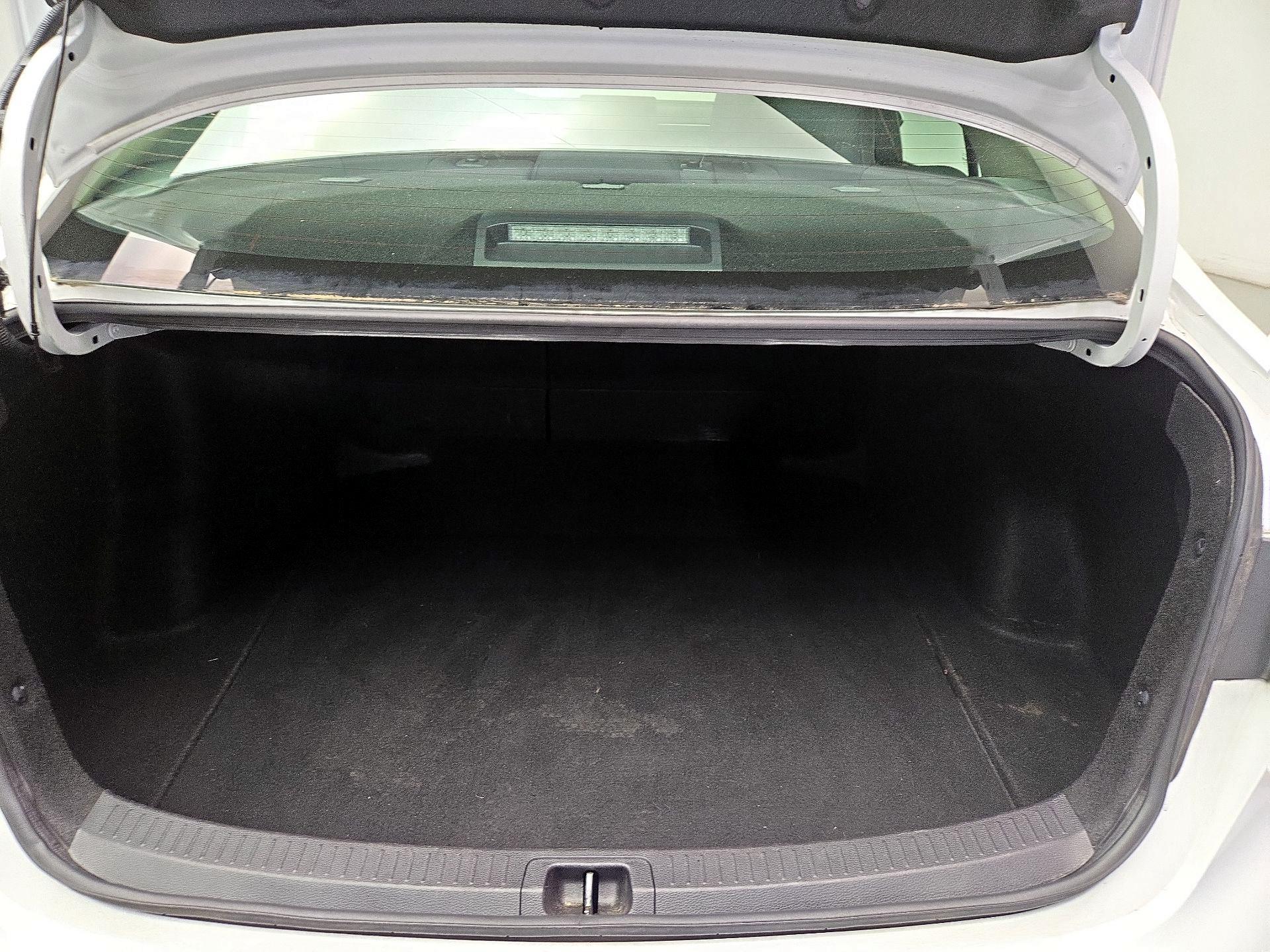 Thumbnail: 2023 Toyota Corolla - 19