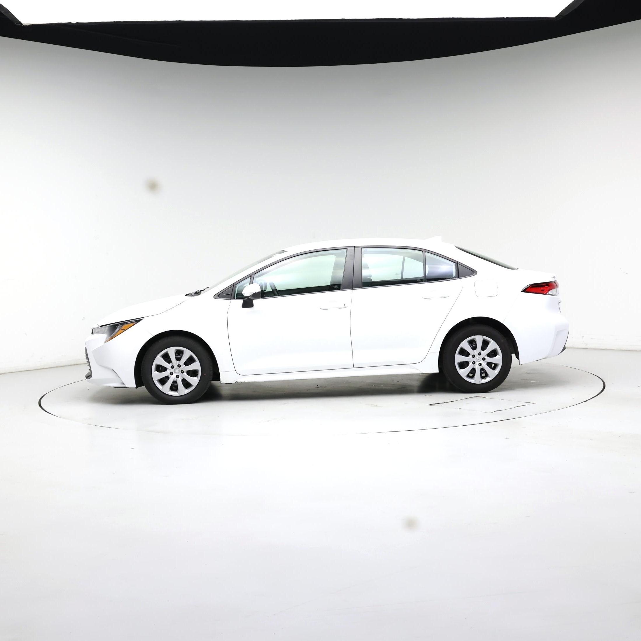 Thumbnail: 2023 Toyota Corolla - 3