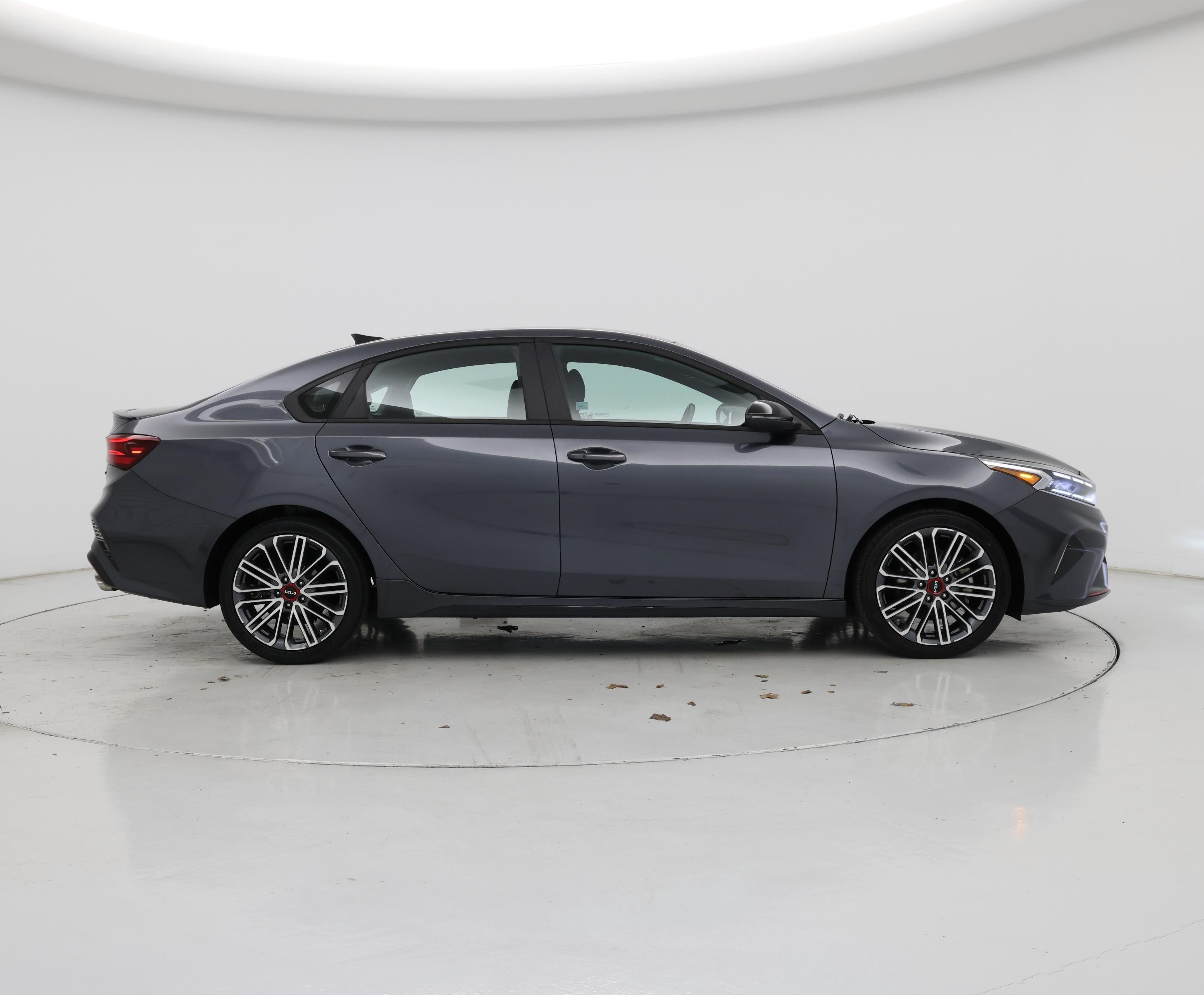 Thumbnail: 2022 Kia Forte - 7