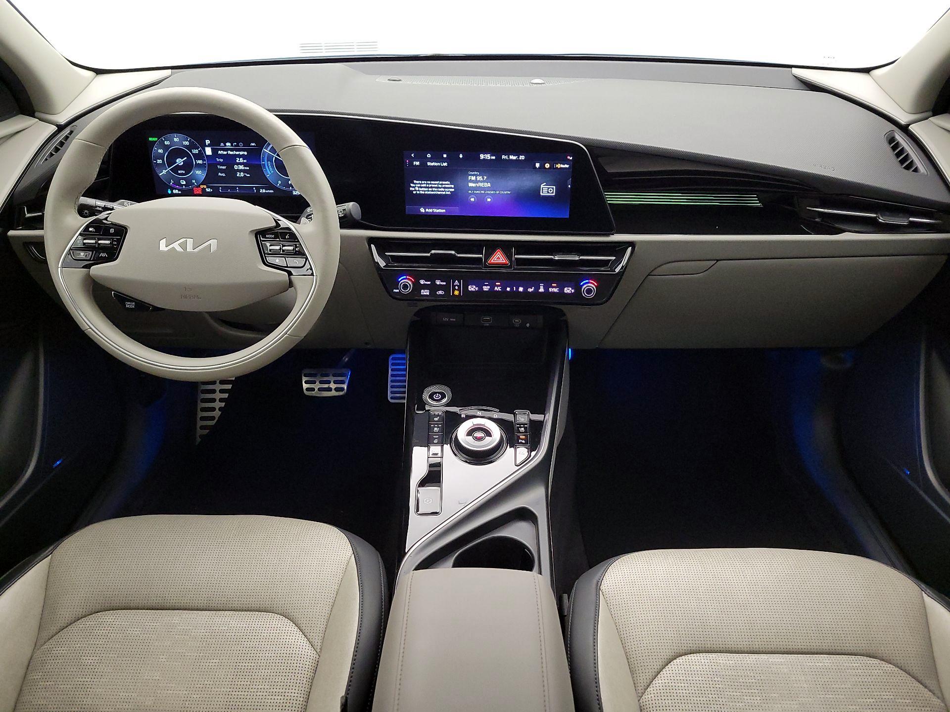 Thumbnail: 2023 Kia Niro - 9