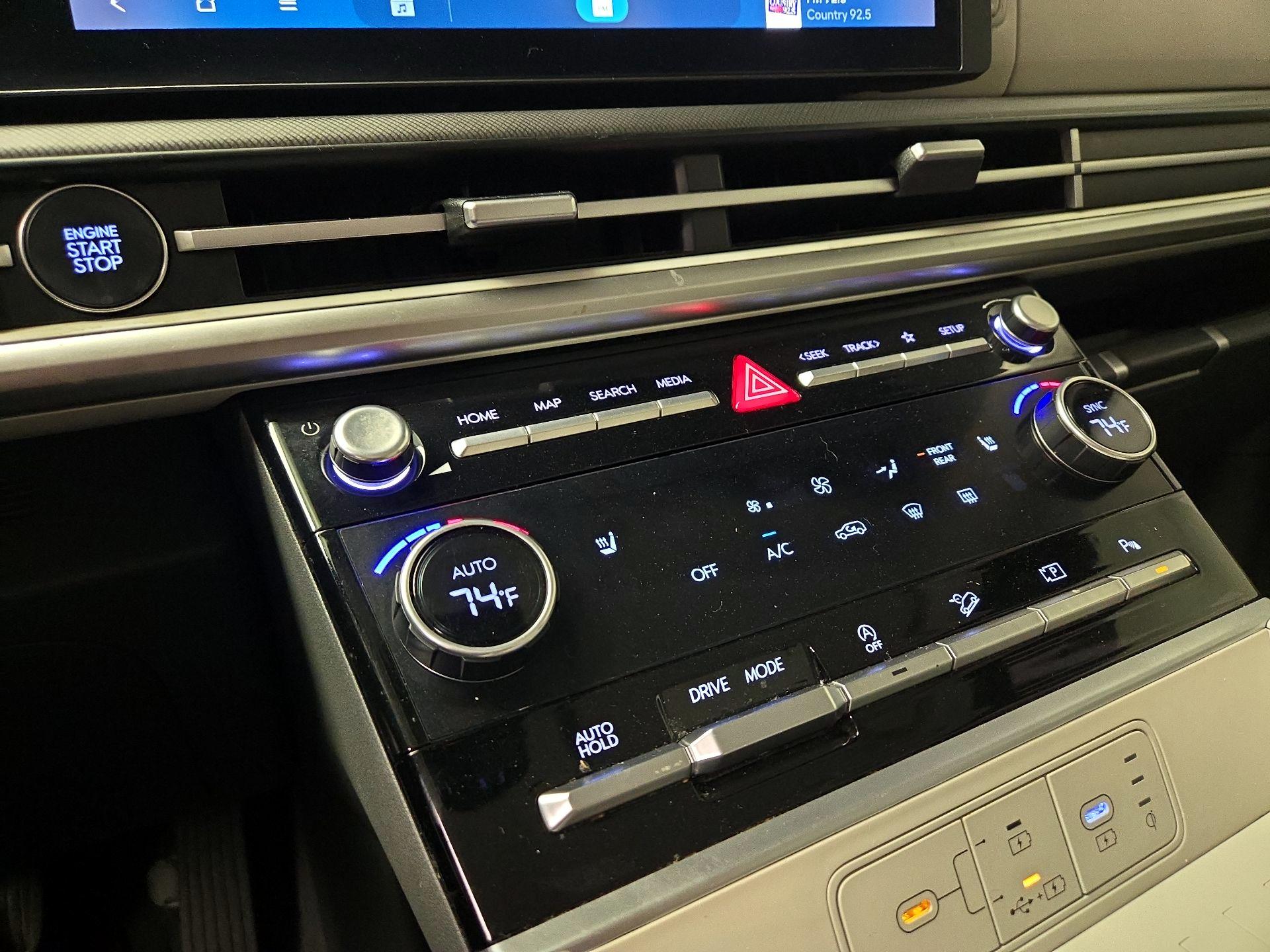 Thumbnail: 2024 Hyundai Santa Fe - 16