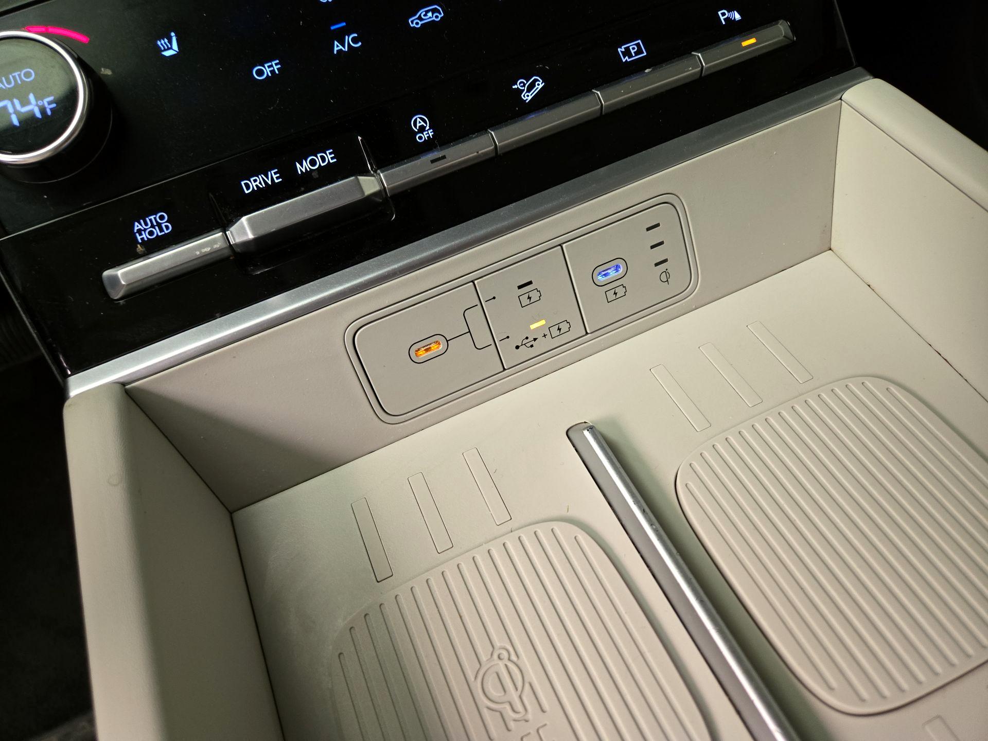 Thumbnail: 2024 Hyundai Santa Fe - 18