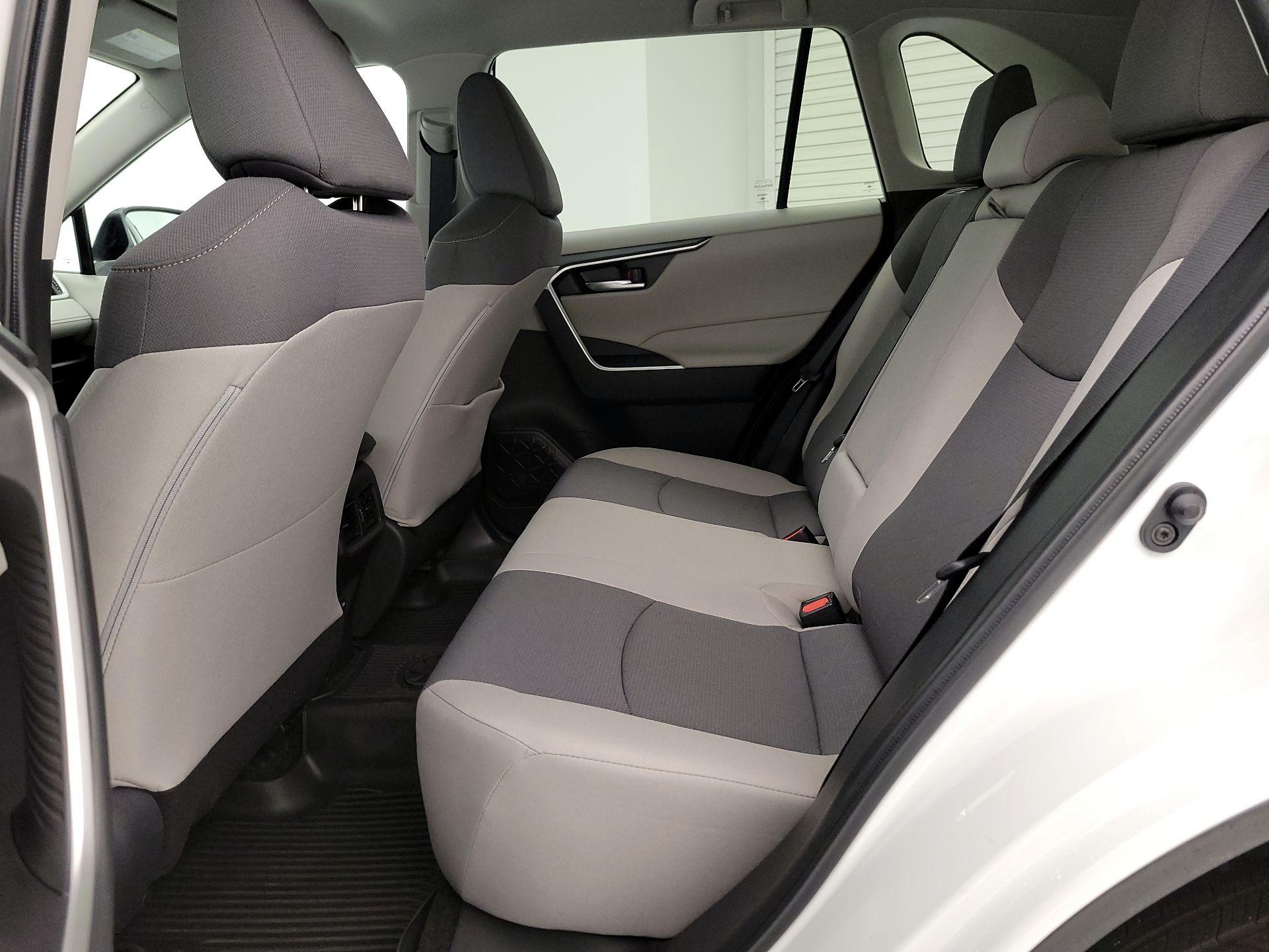 Thumbnail: 2024 Toyota RAV4 - 19